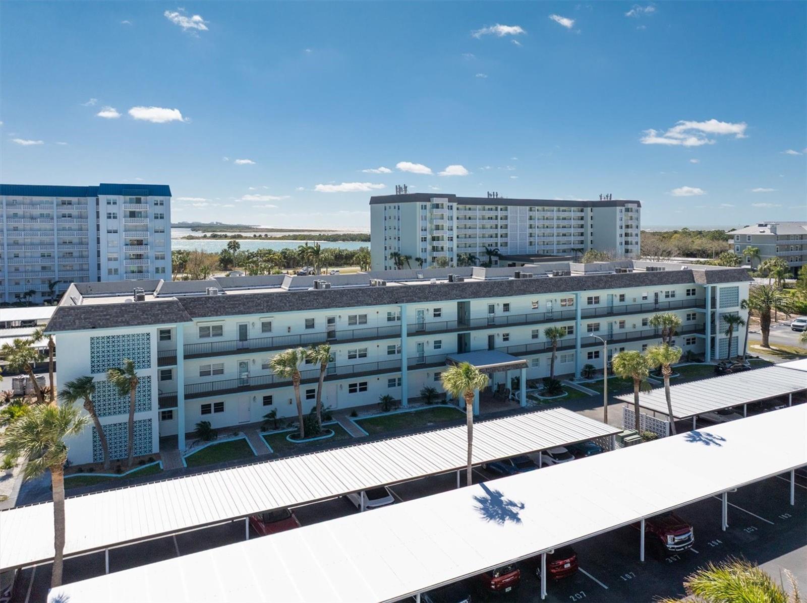 8 GLENCOE PL #105, DUNEDIN, FL, 34698