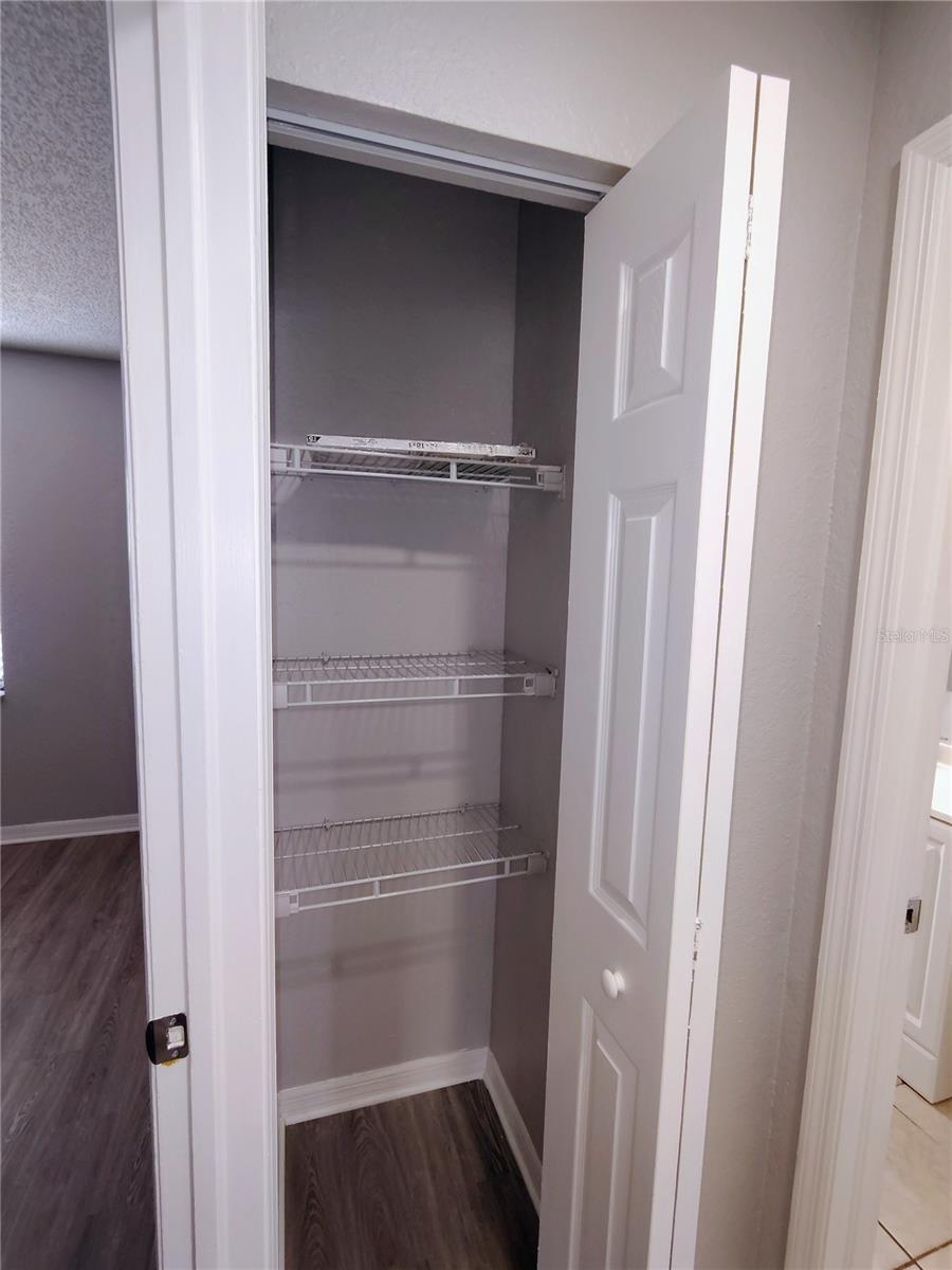 9435 LYNN LN #B, SEMINOLE, FL, 33777