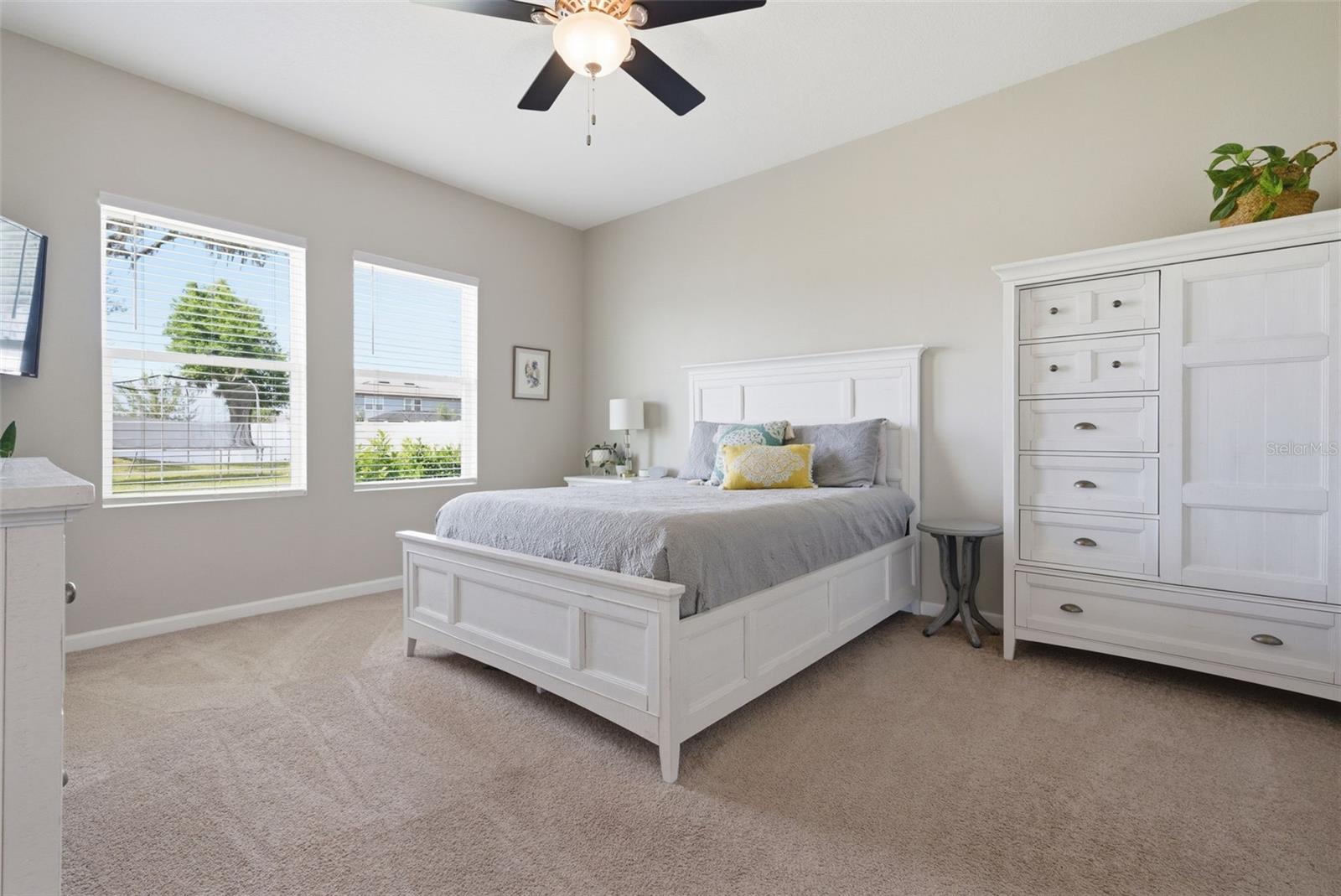 814 HIGHGATE OAKS PL, SEFFNER, FL, 33584