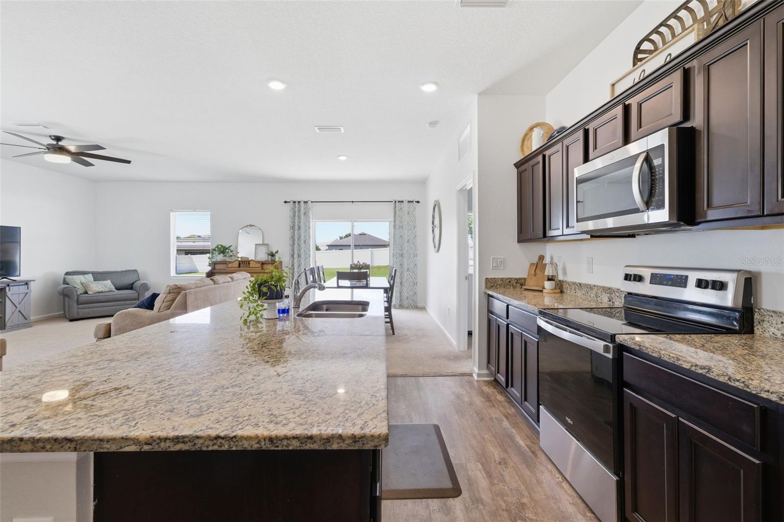 814 HIGHGATE OAKS PL, SEFFNER, FL, 33584