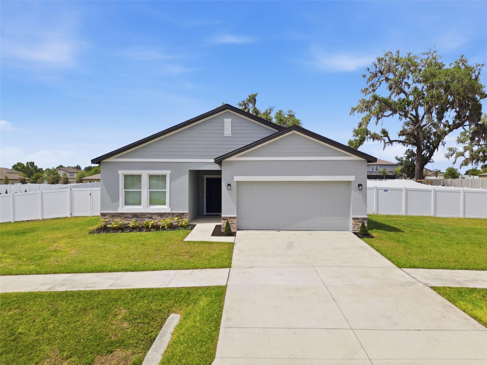 814 HIGHGATE OAKS PL, SEFFNER, FL, 33584