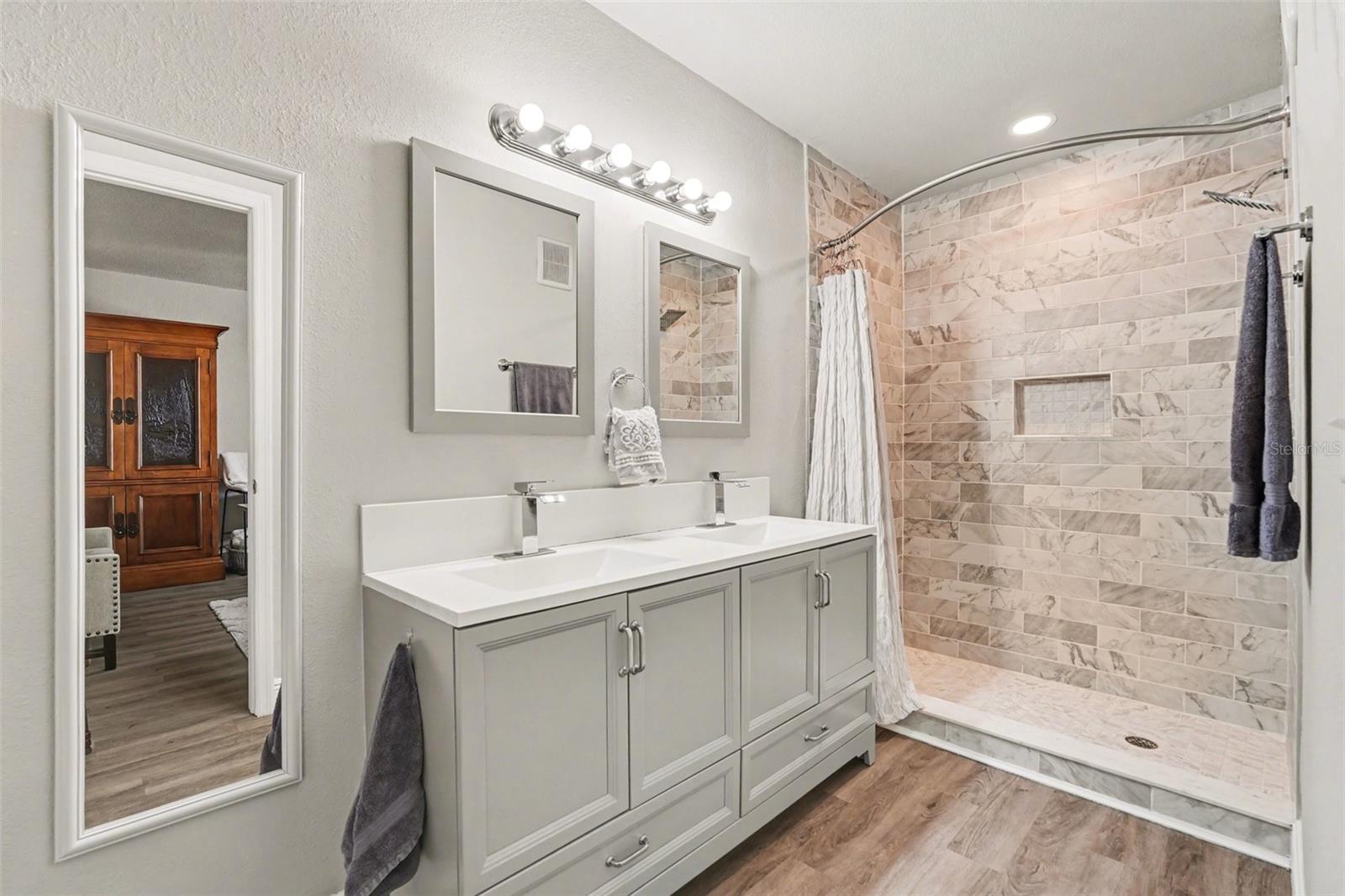 604 N PENNSYLVANIA AVE, PLANT CITY, FL, 33563