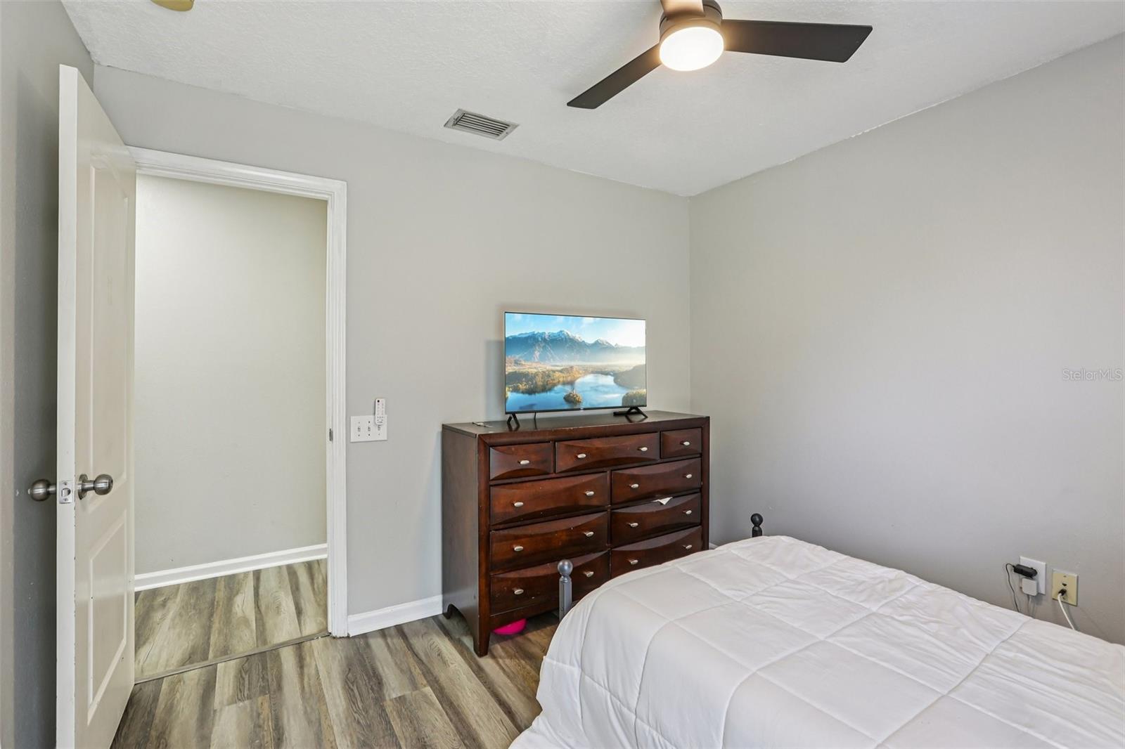 5833 WAR ADMIRAL DR, WESLEY CHAPEL, FL, 33544