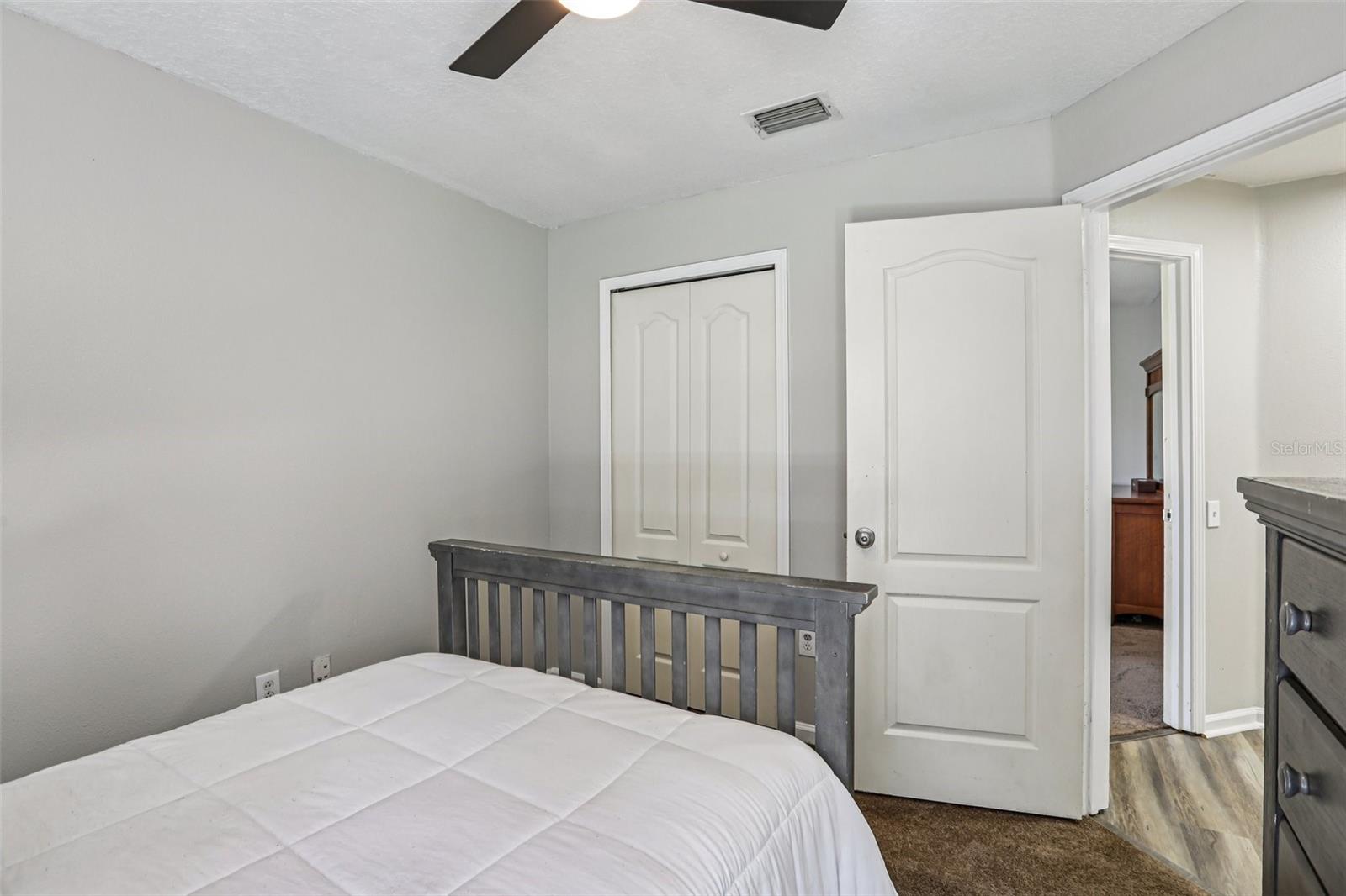 5833 WAR ADMIRAL DR, WESLEY CHAPEL, FL, 33544