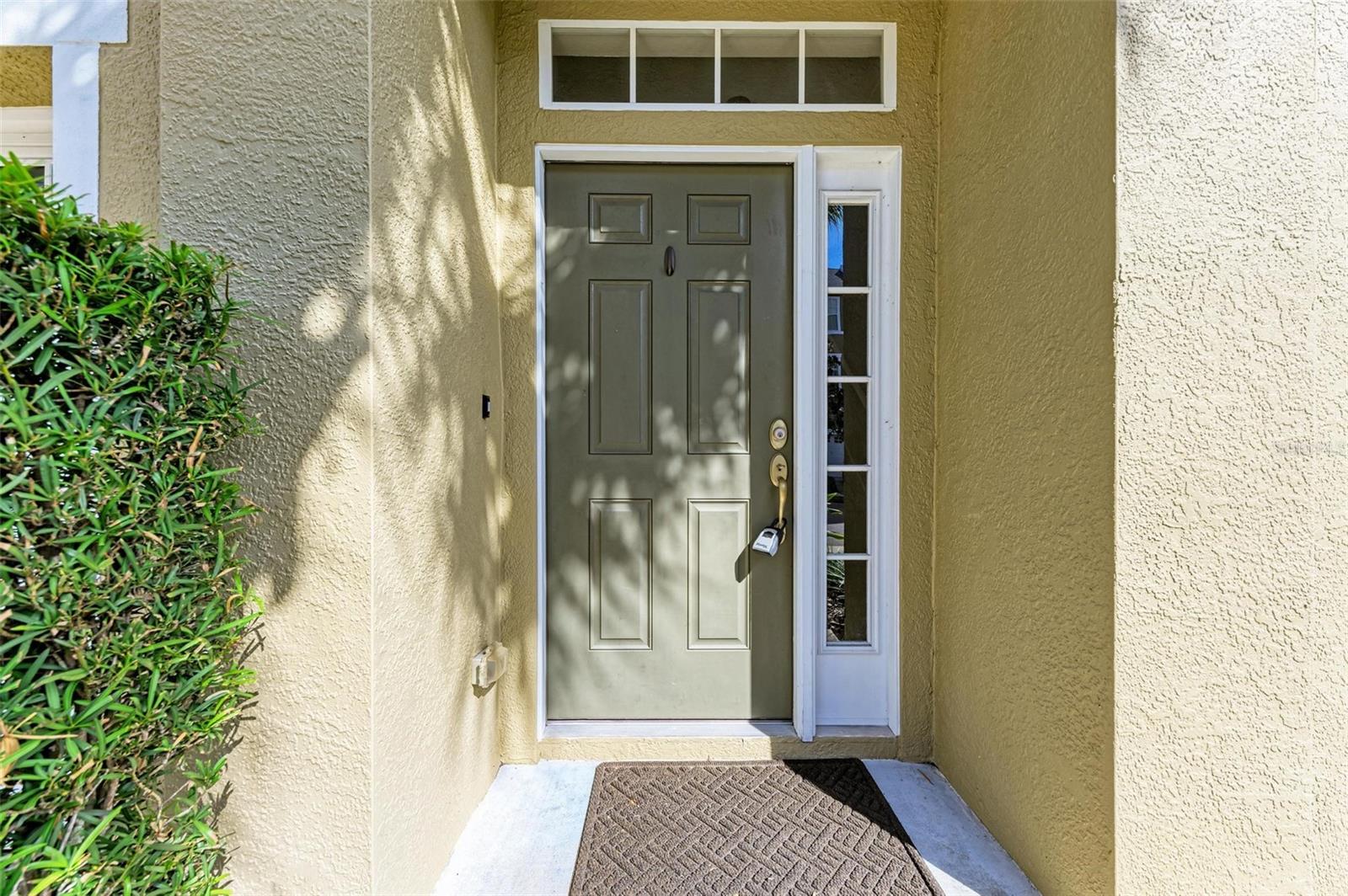 3047 POINTEVIEW DR, TAMPA, FL, 33611