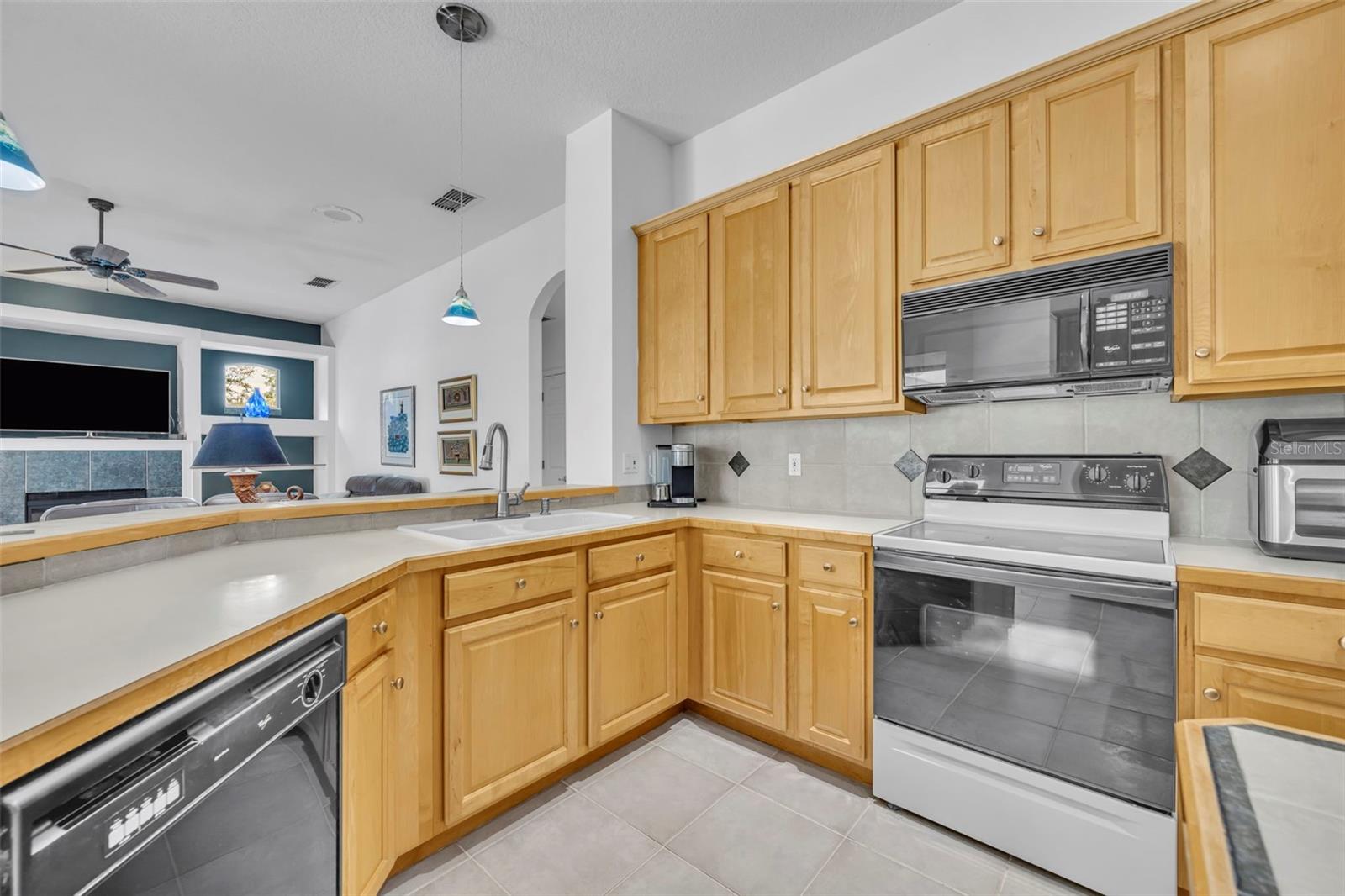 652 FIELD CLUB CIR, CASSELBERRY, FL, 32707