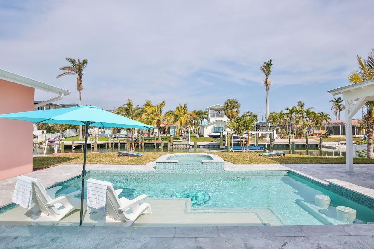 605 CONCORD LN, HOLMES BEACH, FL, 34217