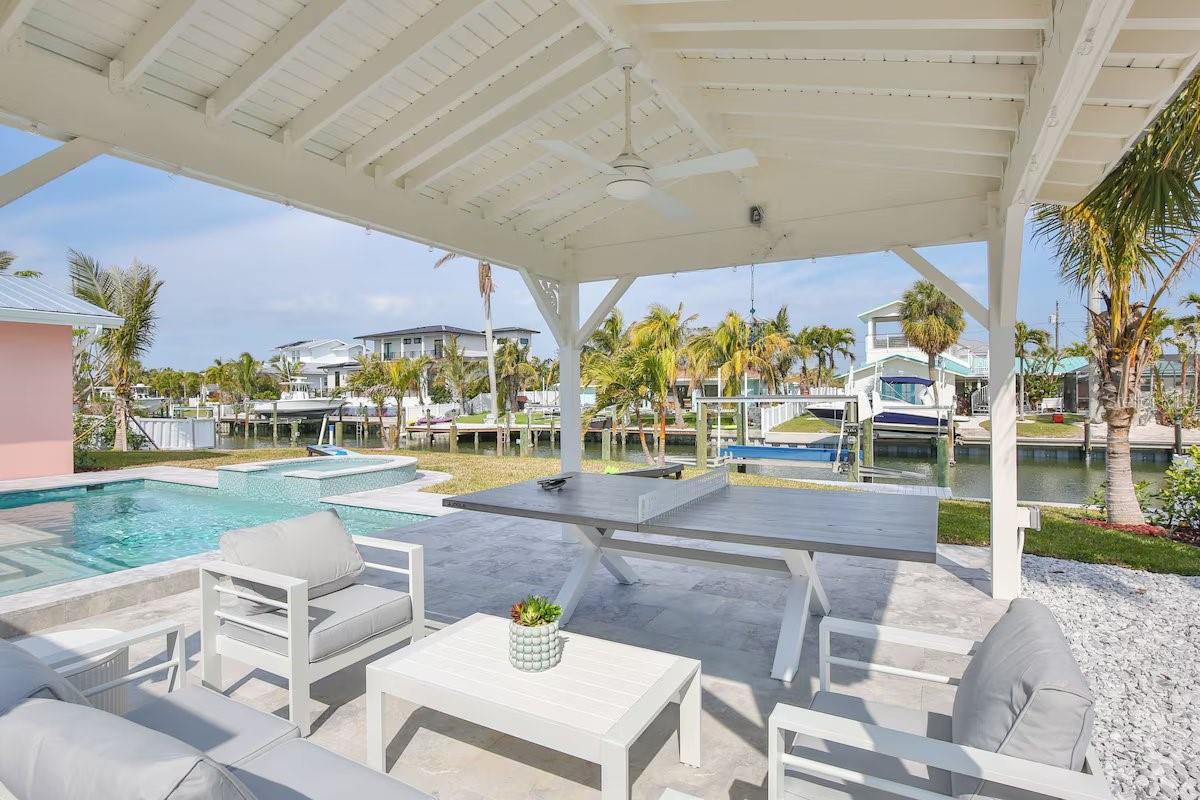 605 CONCORD LN, HOLMES BEACH, FL, 34217