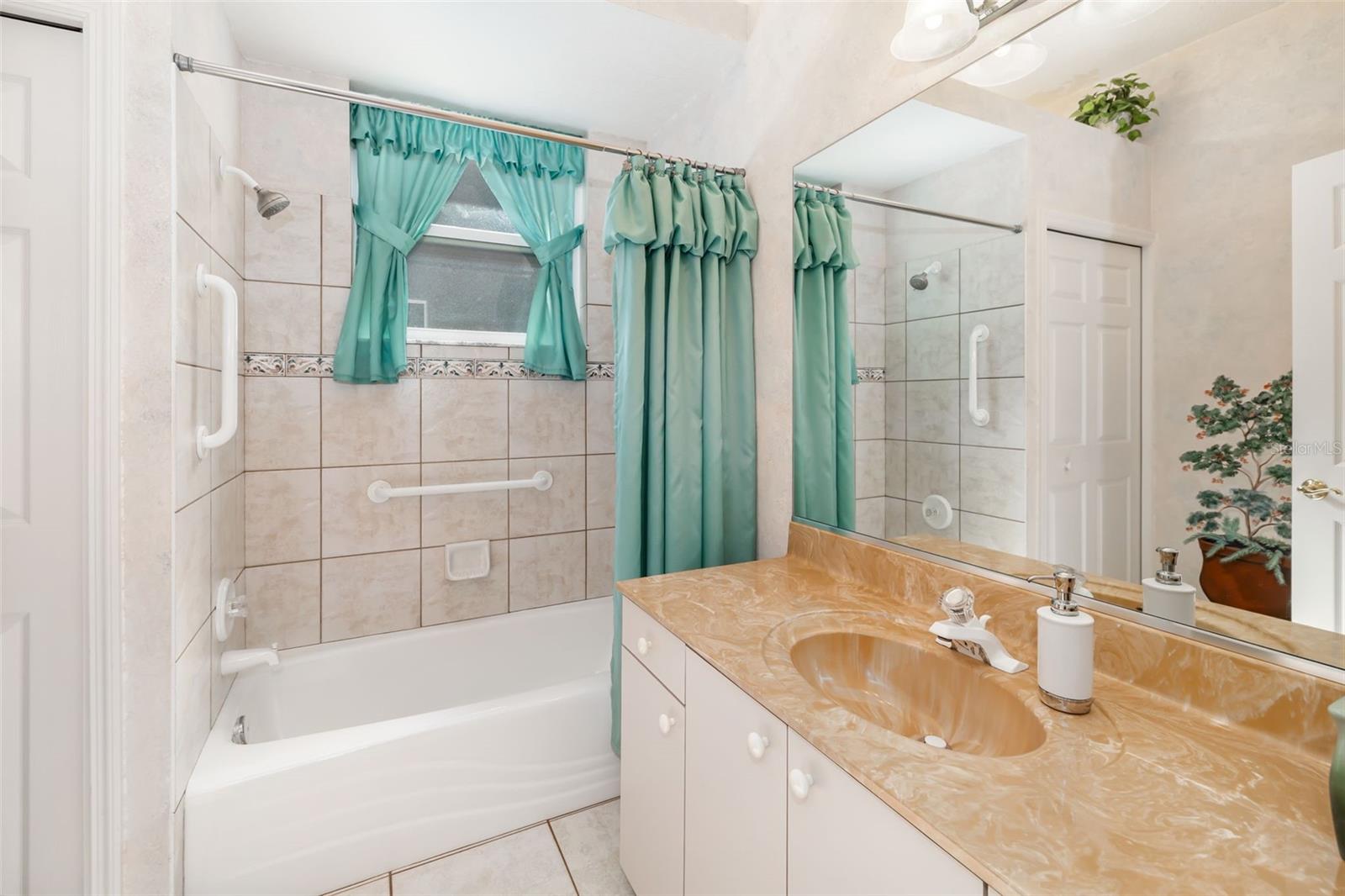 2660 DICK WILSON DR, SARASOTA, FL, 34240