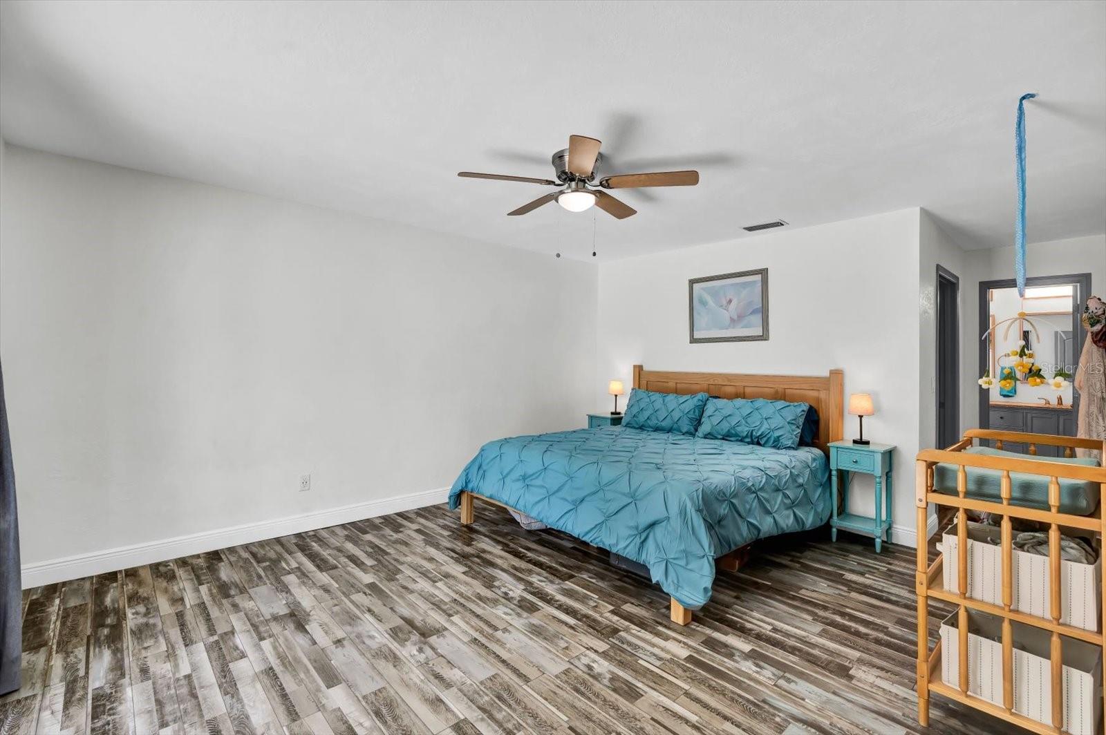 245 COUNTRY CIRCLE DR E, PORT ORANGE, FL, 32128