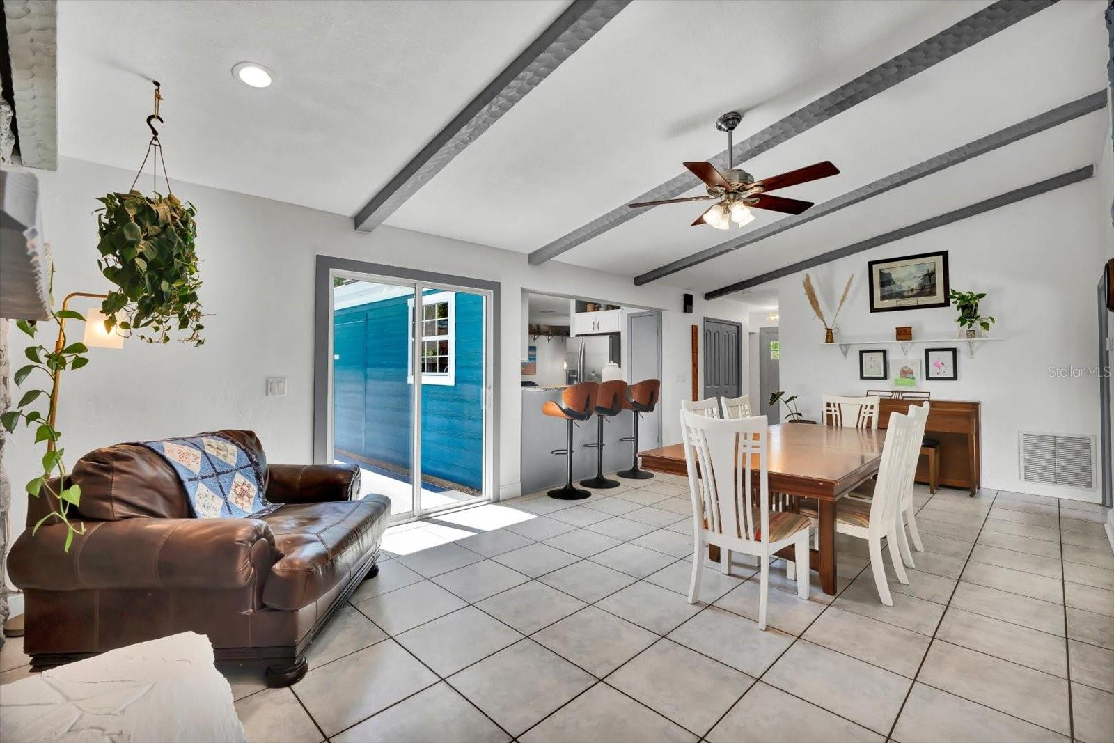 245 COUNTRY CIRCLE DR E, PORT ORANGE, FL, 32128