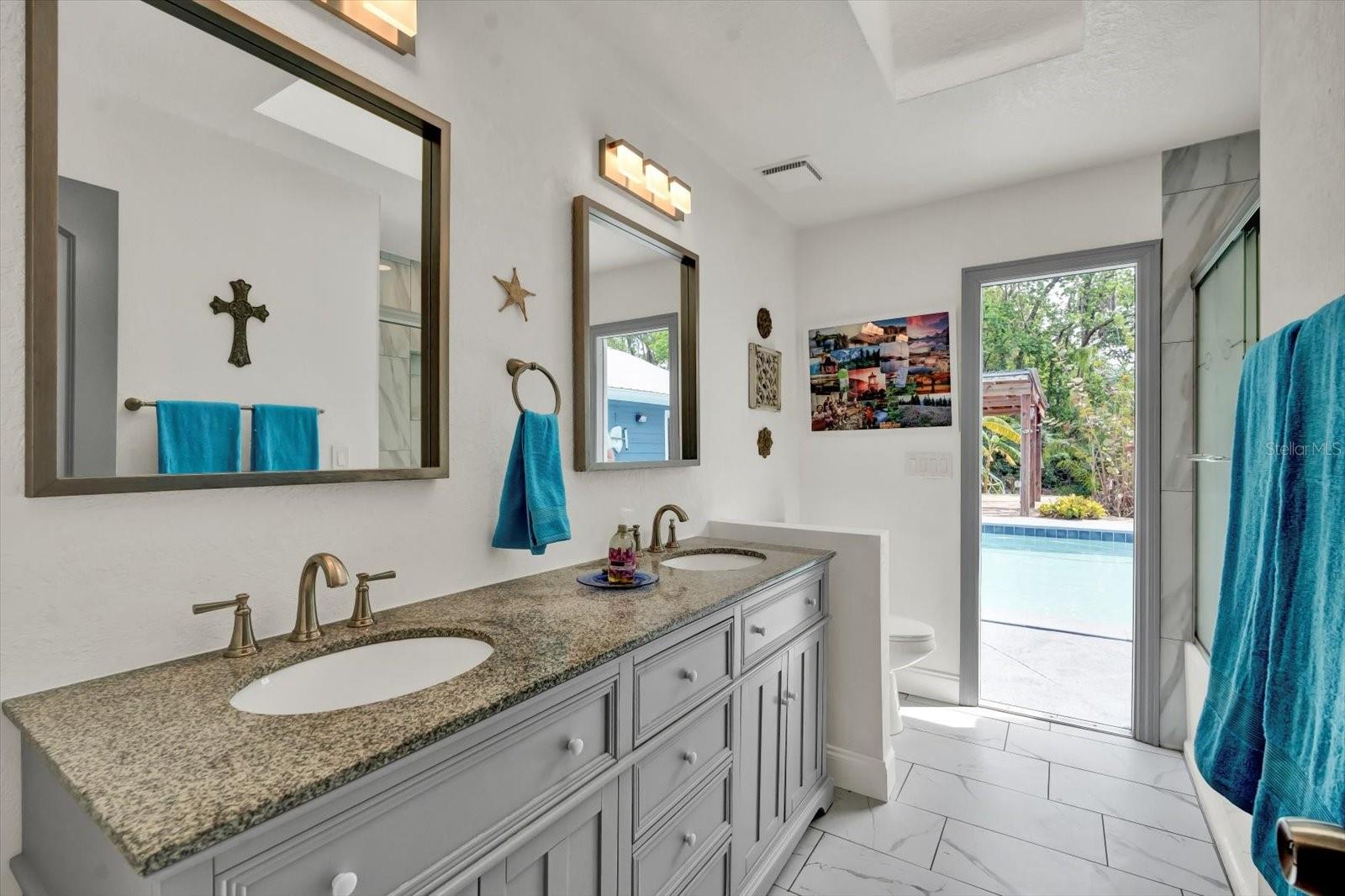 245 COUNTRY CIRCLE DR E, PORT ORANGE, FL, 32128