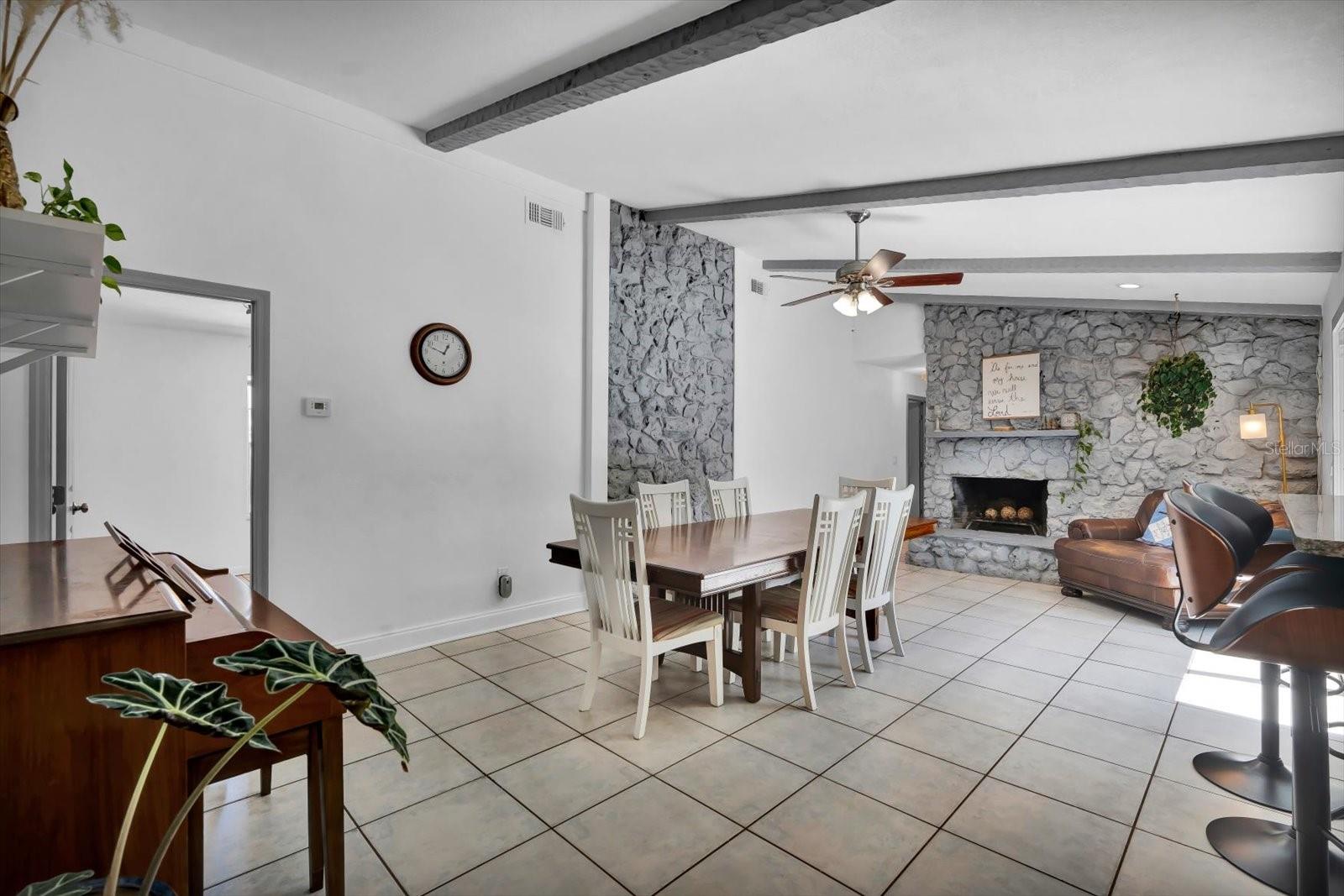 245 COUNTRY CIRCLE DR E, PORT ORANGE, FL, 32128