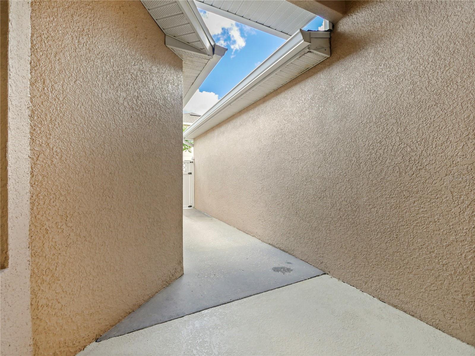 13679 ERIDANUS DR, ORLANDO, FL, 32828