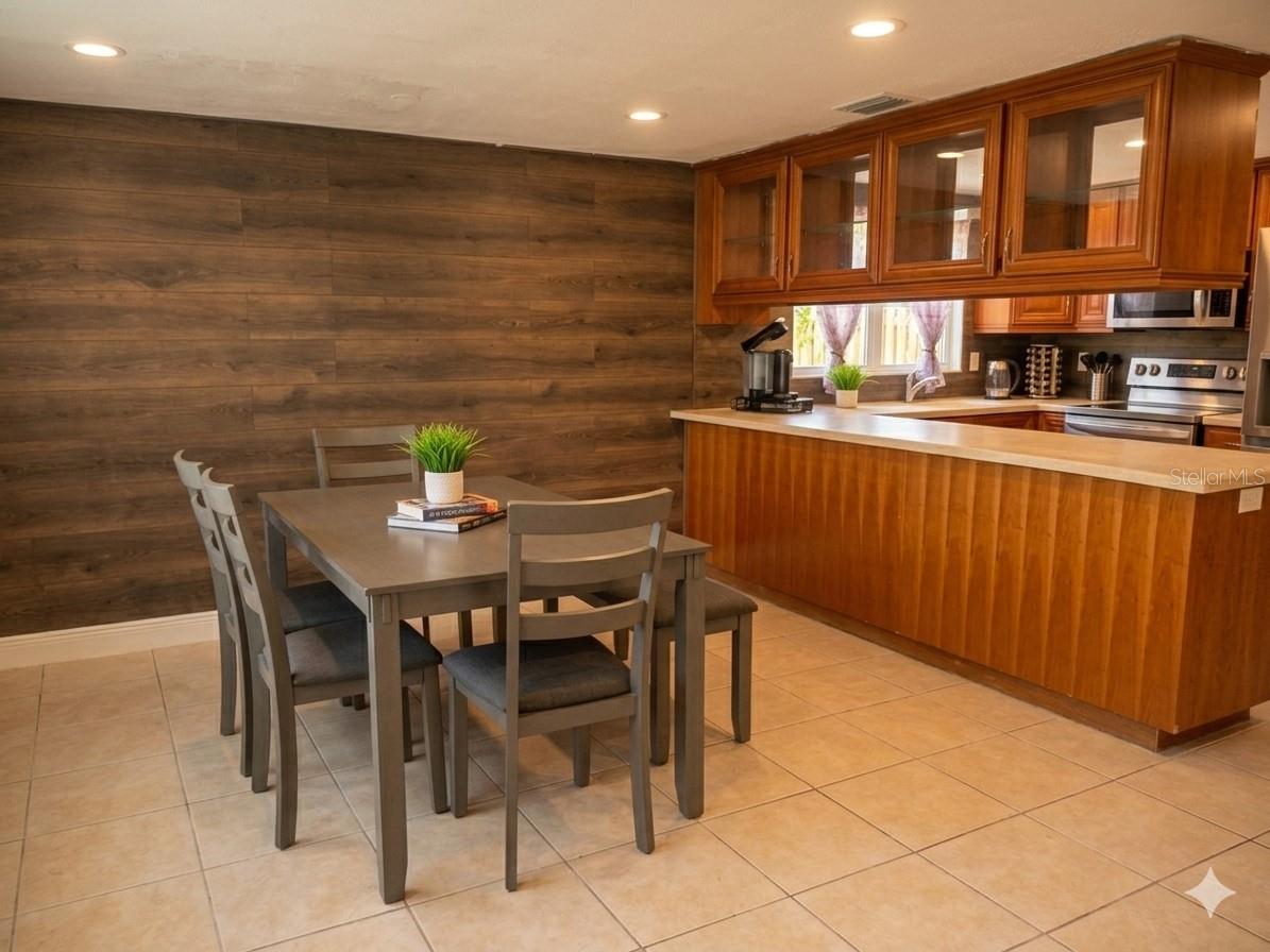 6032 2ND AVE, NEW PORT RICHEY, FL, 34653