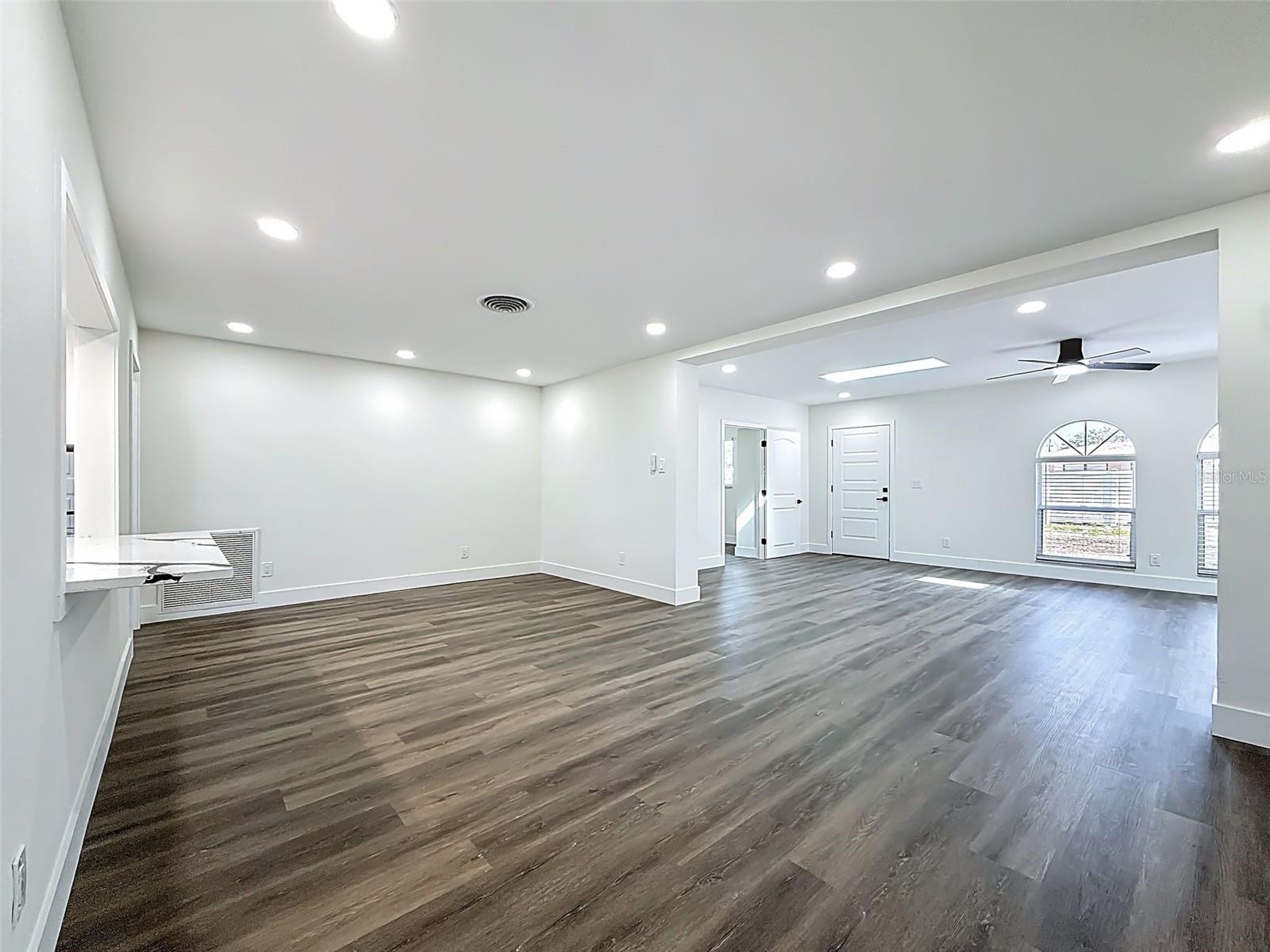 2463 68TH AVE S, ST PETERSBURG, FL, 33712