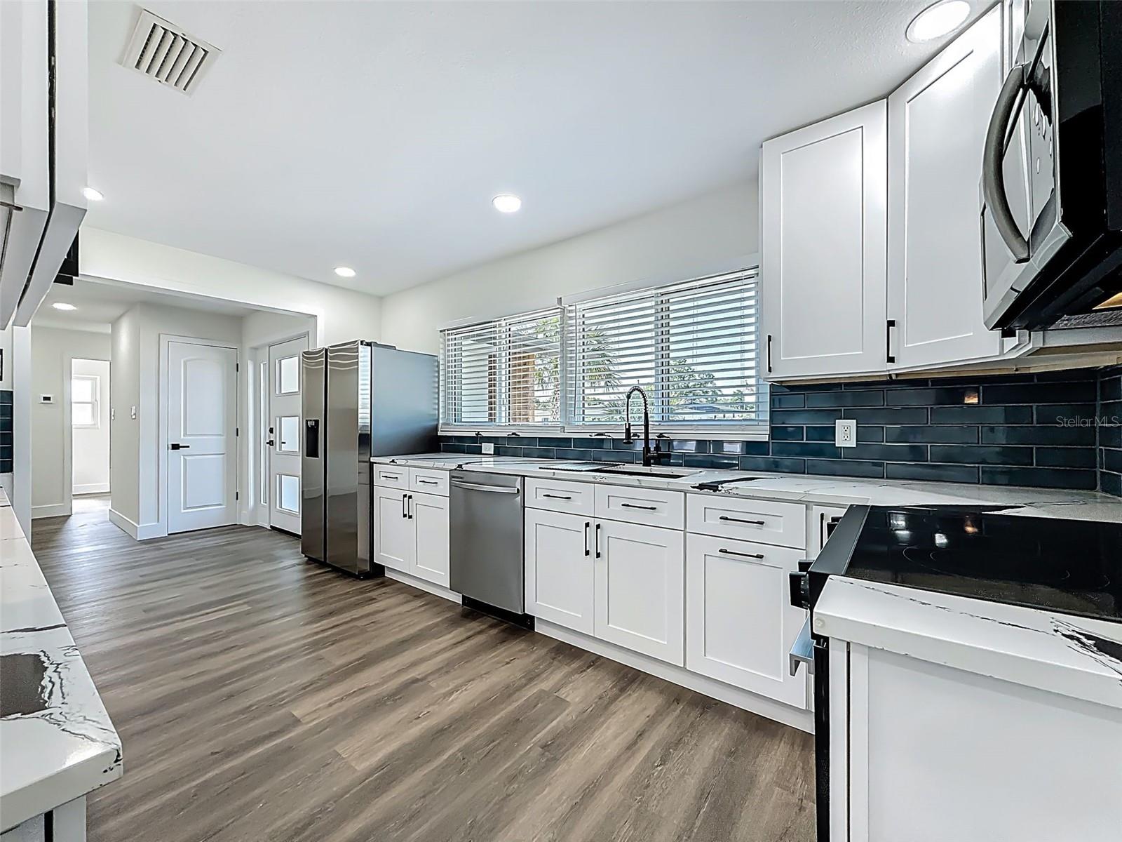 2463 68TH AVE S, ST PETERSBURG, FL, 33712