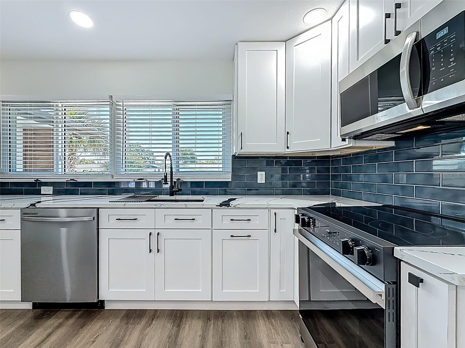 2463 68TH AVE S, ST PETERSBURG, FL, 33712