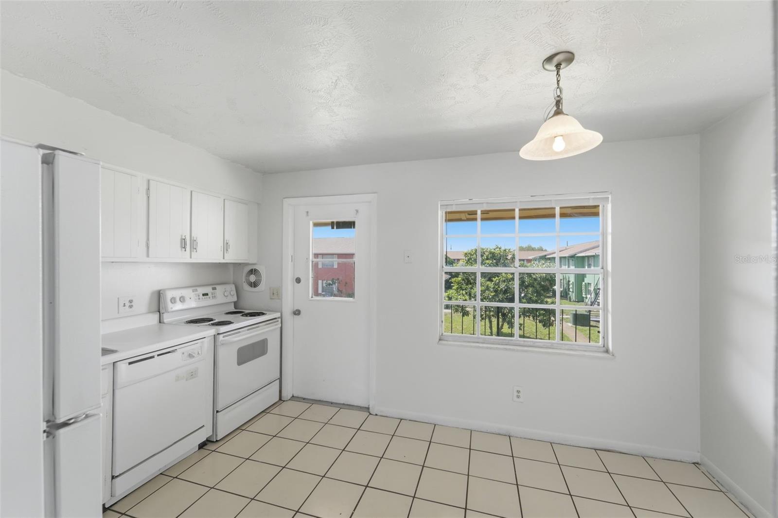 1655 W OAK RIDGE RD #D, ORLANDO, FL, 32809