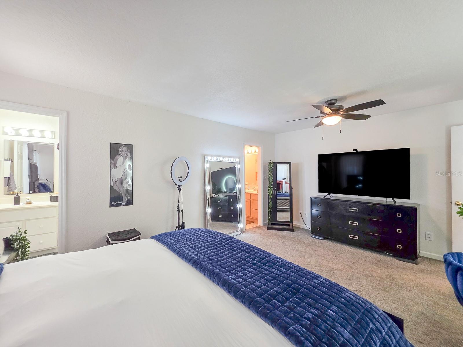 121 E PALM WAY, EDGEWATER, FL, 32132