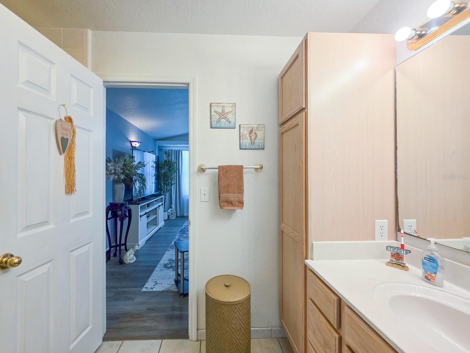 121 E PALM WAY, EDGEWATER, FL, 32132