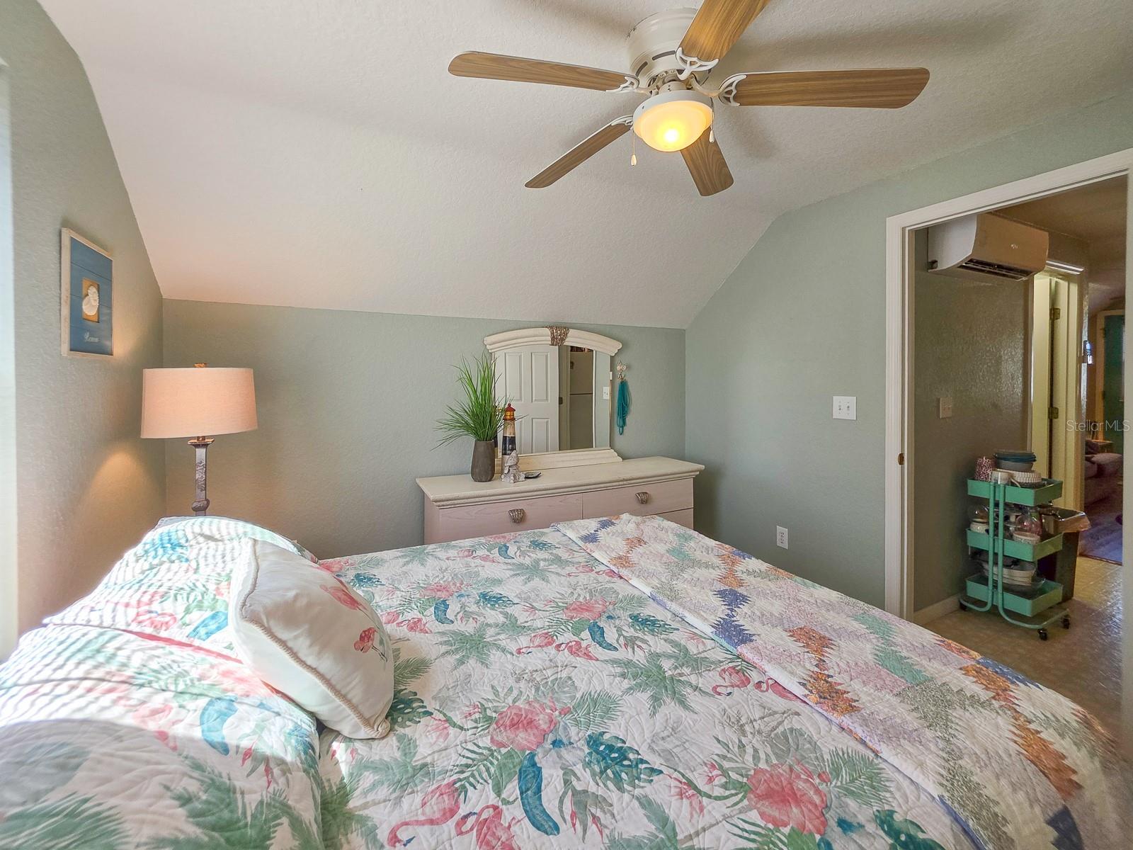 121 E PALM WAY, EDGEWATER, FL, 32132