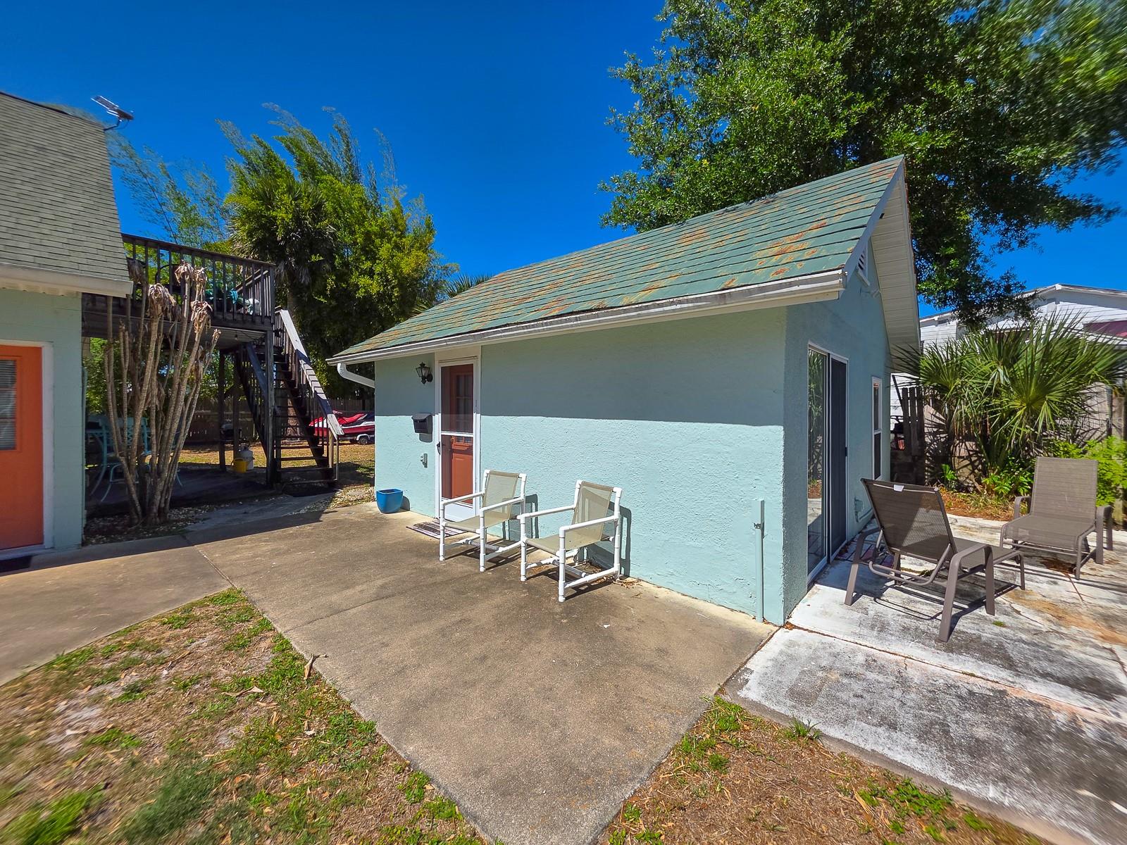 121 E PALM WAY, EDGEWATER, FL, 32132