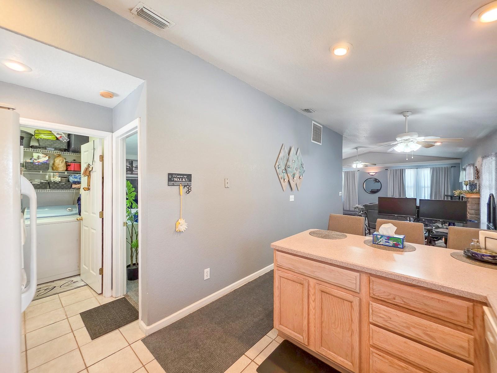 121 E PALM WAY, EDGEWATER, FL, 32132