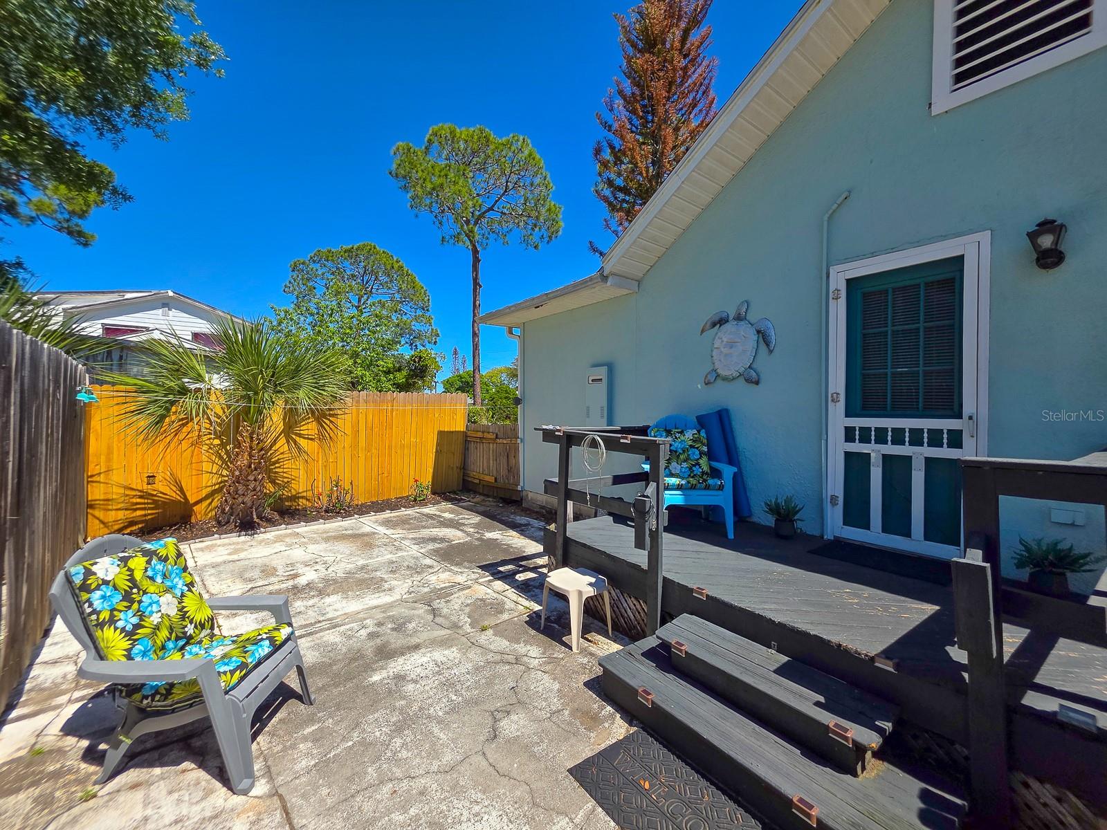 121 E PALM WAY, EDGEWATER, FL, 32132