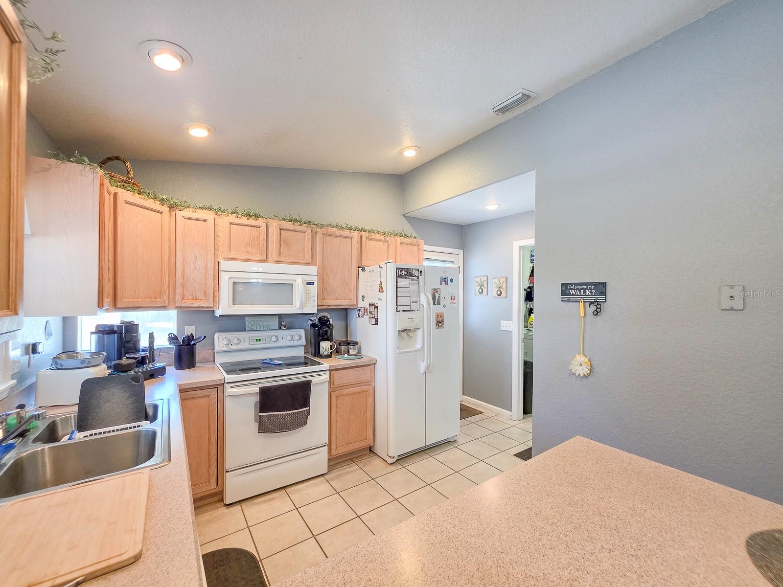 121 E PALM WAY, EDGEWATER, FL, 32132