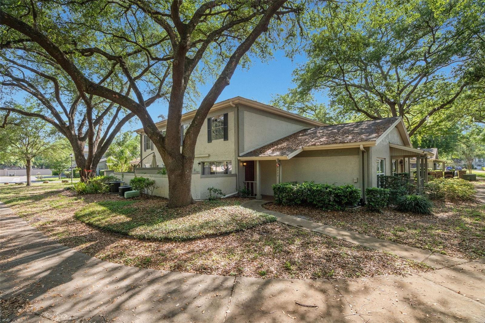 6322 TREETOP CIR, TEMPLE TERRACE, FL, 33617