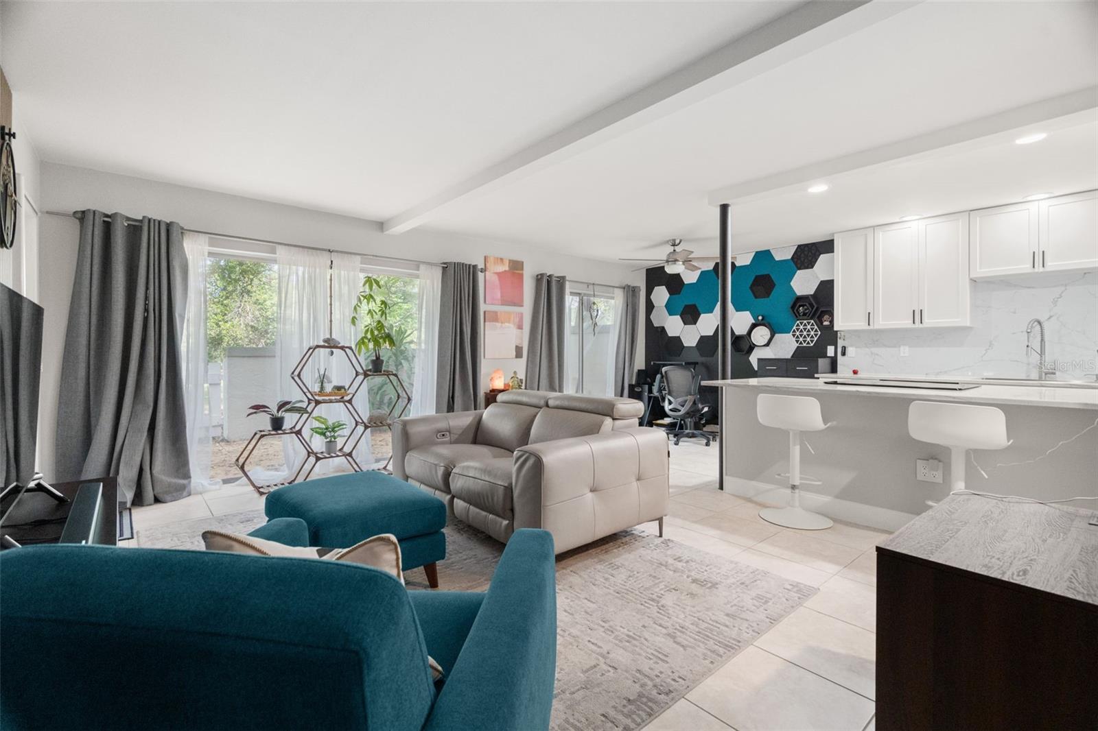 6322 TREETOP CIR, TEMPLE TERRACE, FL, 33617