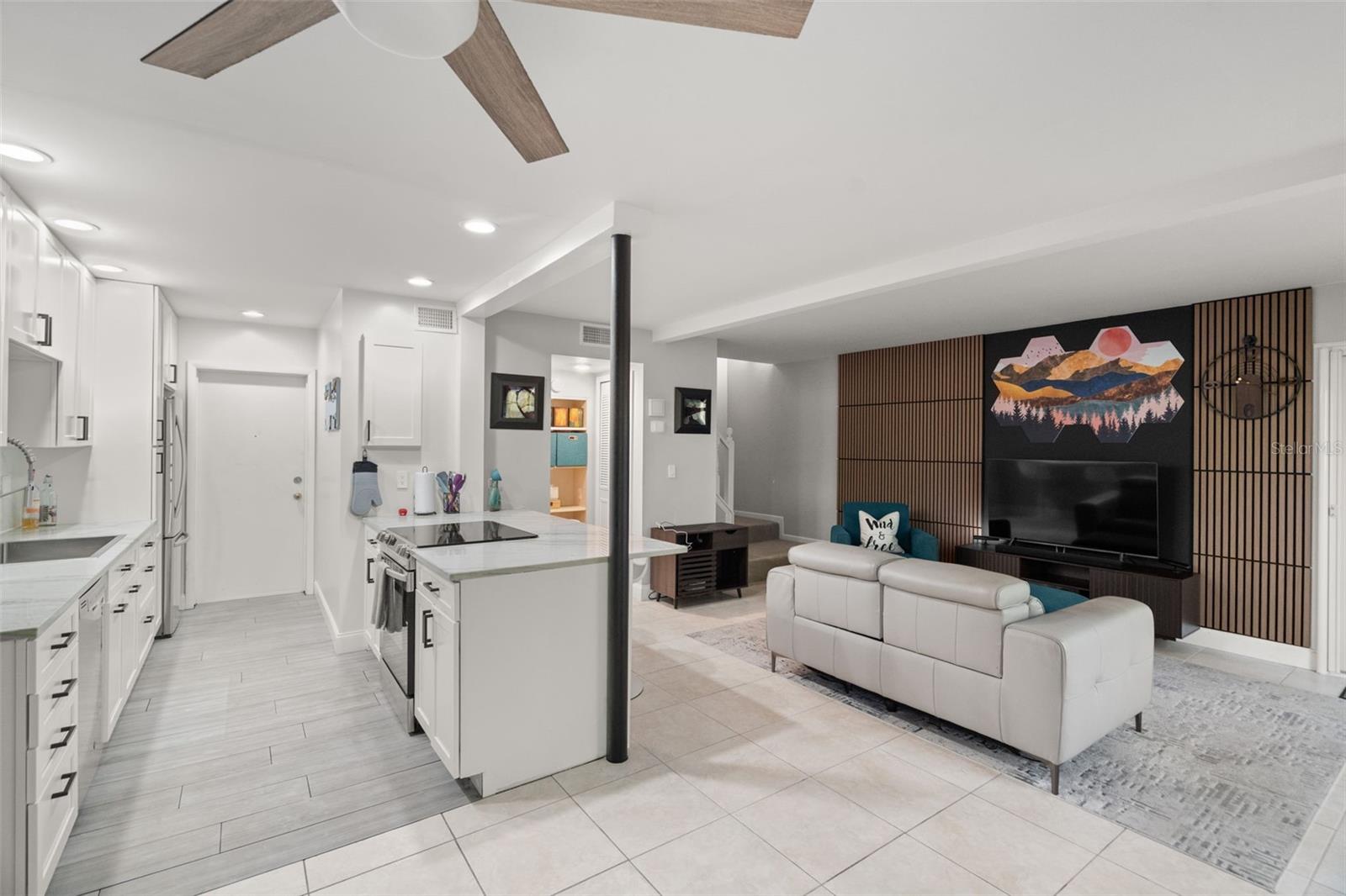 6322 TREETOP CIR, TEMPLE TERRACE, FL, 33617