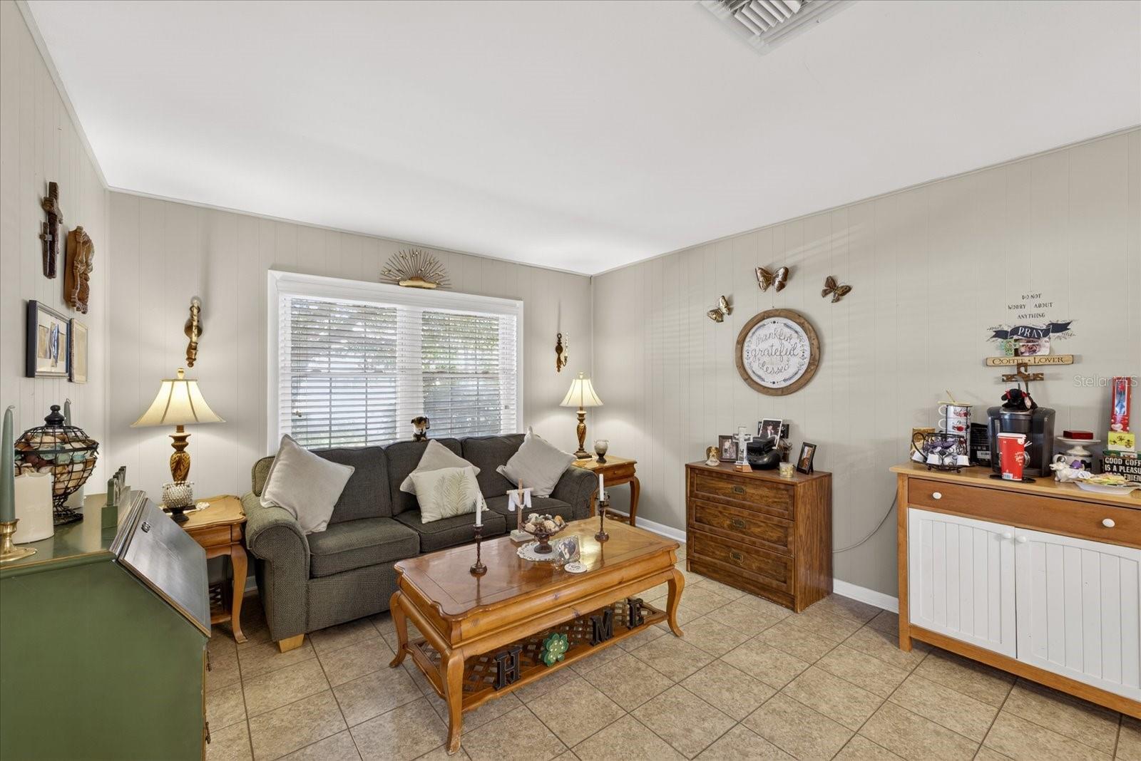 8404 SANDSTONE CT, TAMPA, FL, 33615