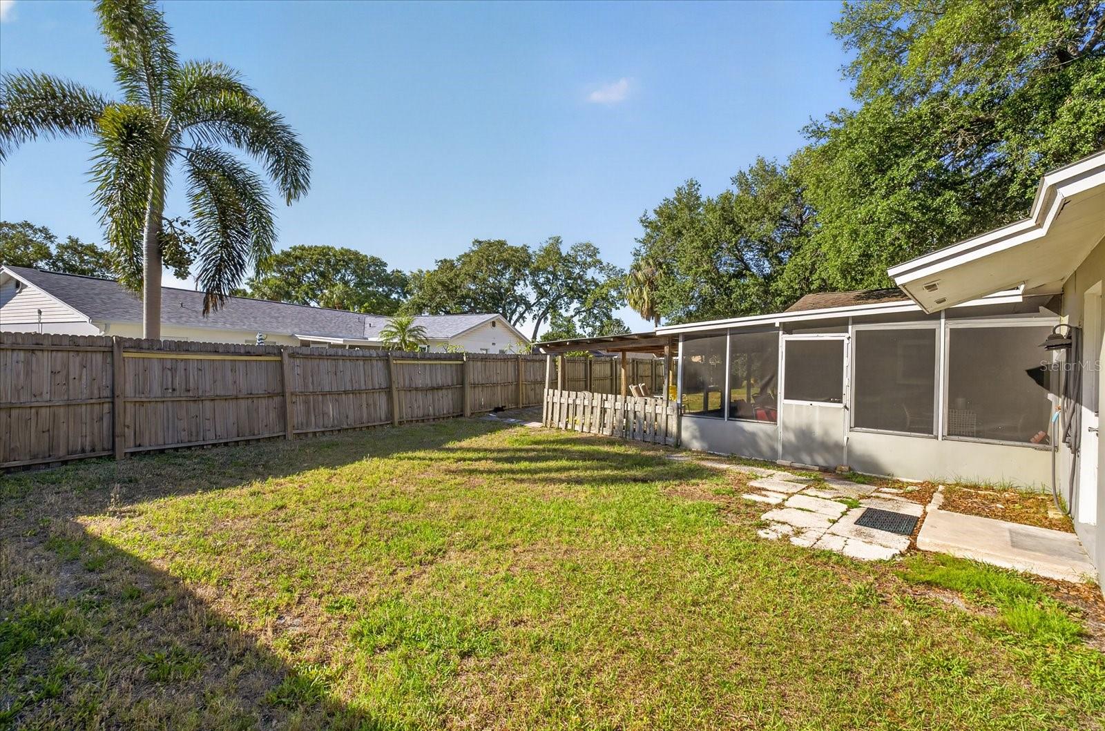 8404 SANDSTONE CT, TAMPA, FL, 33615