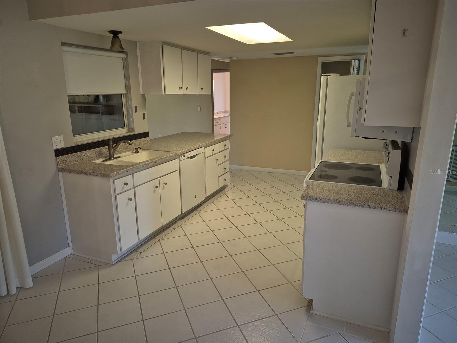 9802 RIVERVIEW DR, RIVERVIEW, FL, 33578