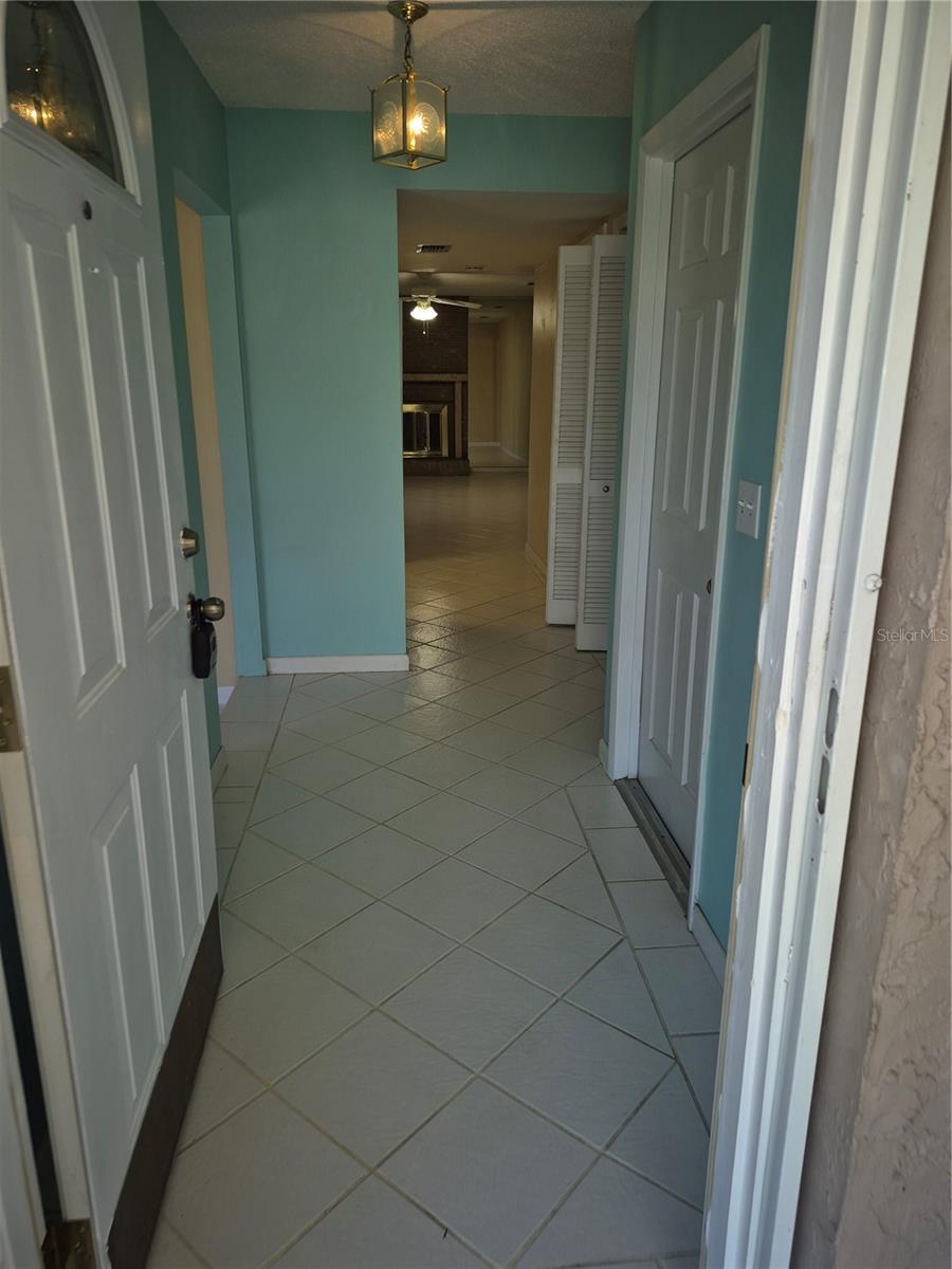 9802 RIVERVIEW DR, RIVERVIEW, FL, 33578