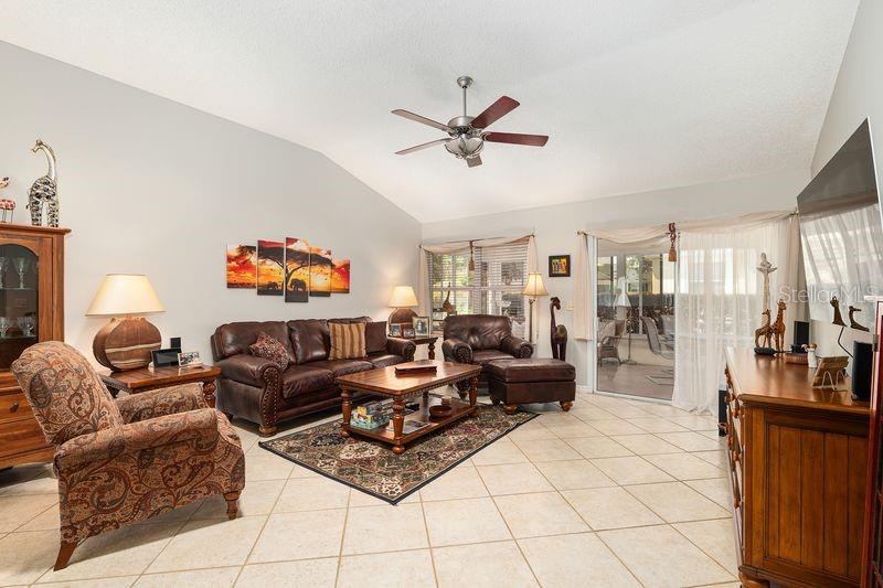 9325 SE 171ST LE FLORE LN, THE VILLAGES, FL, 32162