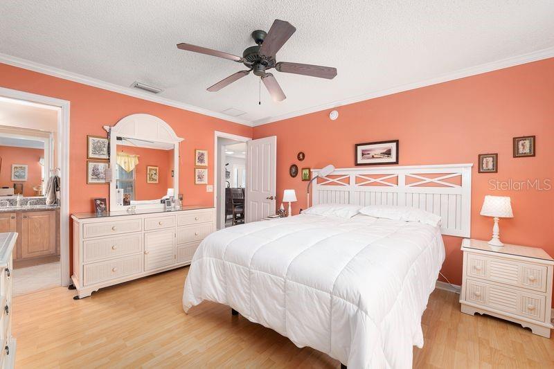 9325 SE 171ST LE FLORE LN, THE VILLAGES, FL, 32162