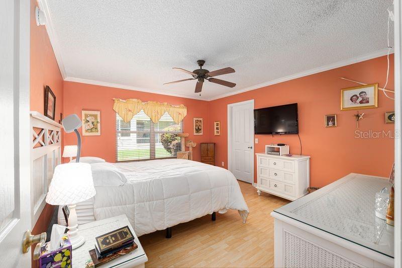 9325 SE 171ST LE FLORE LN, THE VILLAGES, FL, 32162