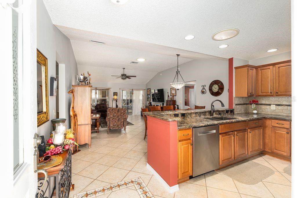 9325 SE 171ST LE FLORE LN, THE VILLAGES, FL, 32162