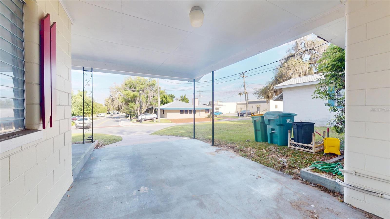 121 N SEMINOLE AVE, INVERNESS, FL, 34450