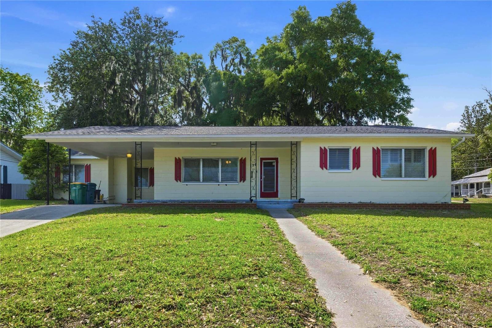 121 N SEMINOLE AVE, INVERNESS, FL, 34450