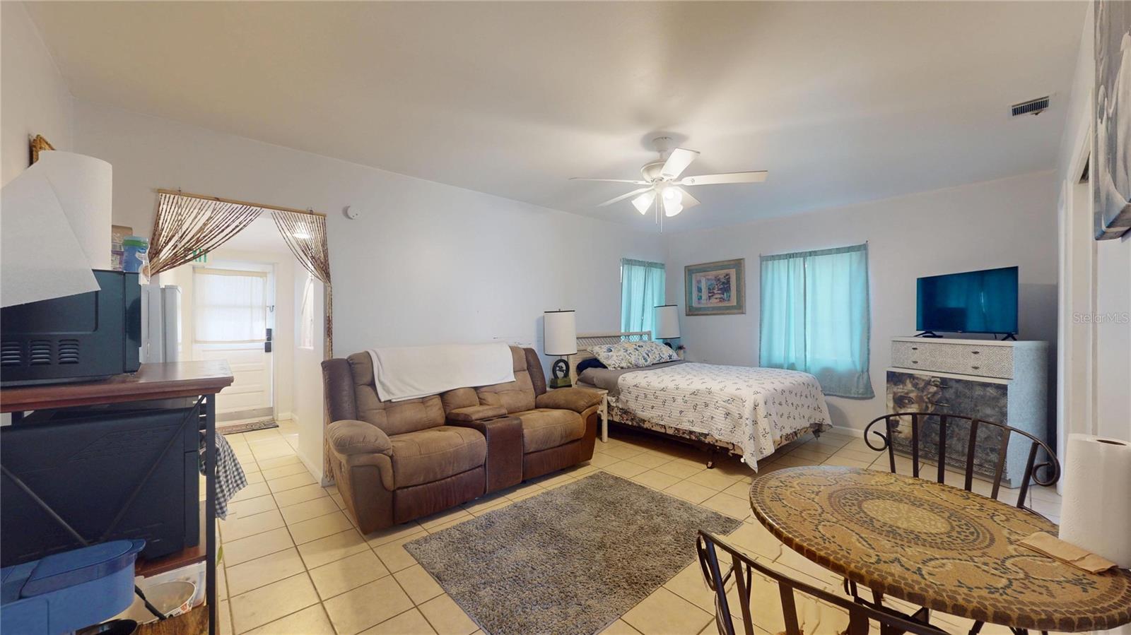 121 N SEMINOLE AVE, INVERNESS, FL, 34450