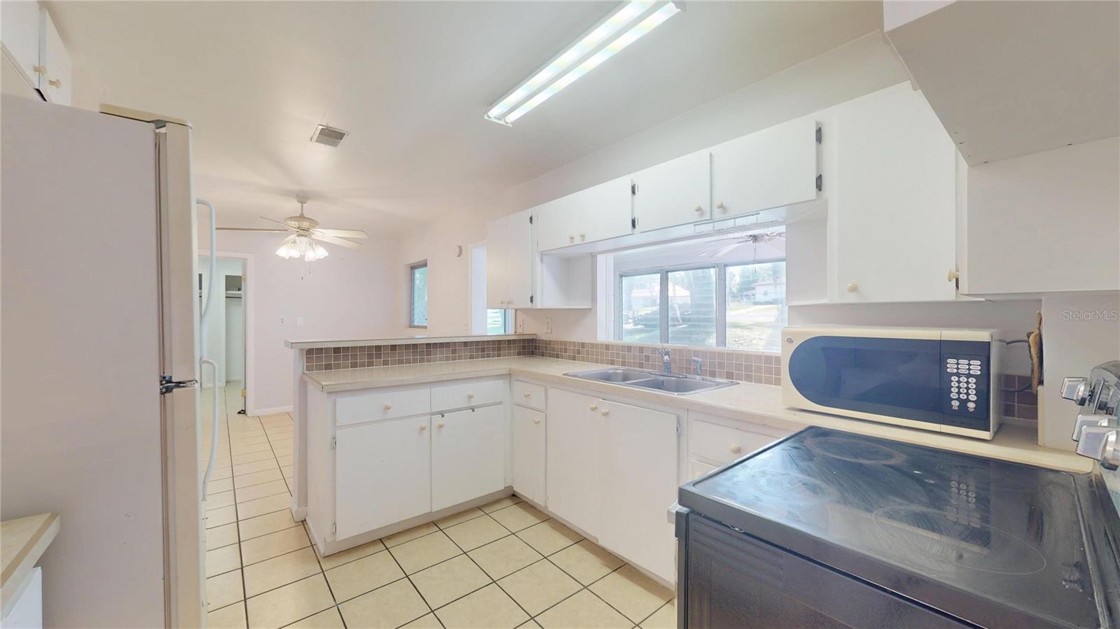 121 N SEMINOLE AVE, INVERNESS, FL, 34450