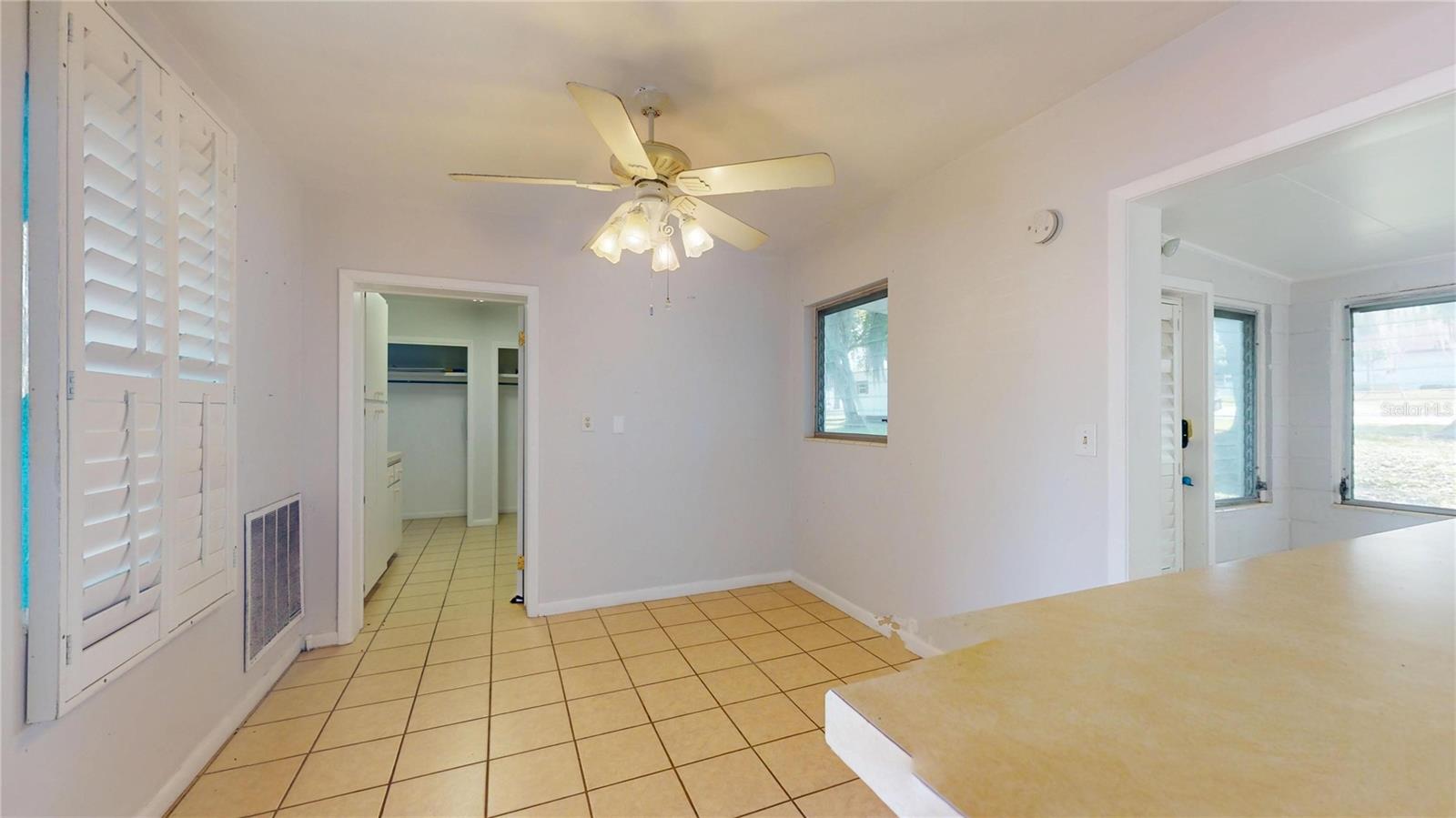 121 N SEMINOLE AVE, INVERNESS, FL, 34450