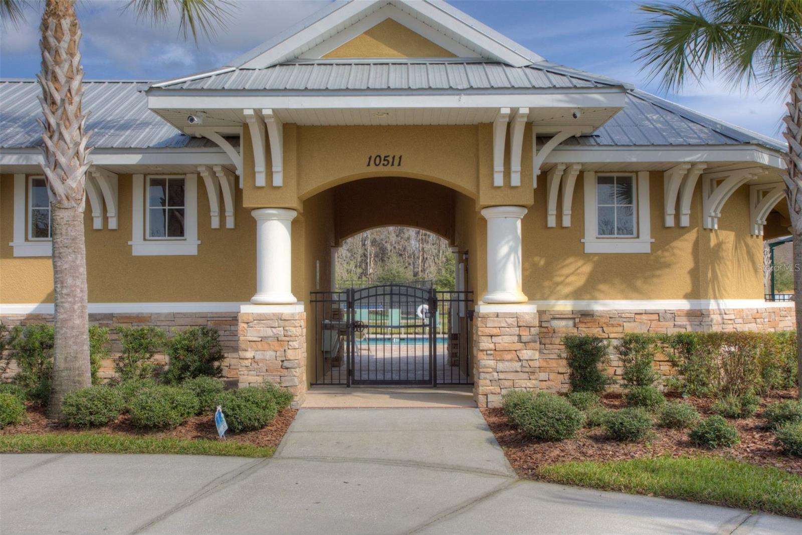 19546 WHISPERING BROOK DR, TAMPA, FL, 33647