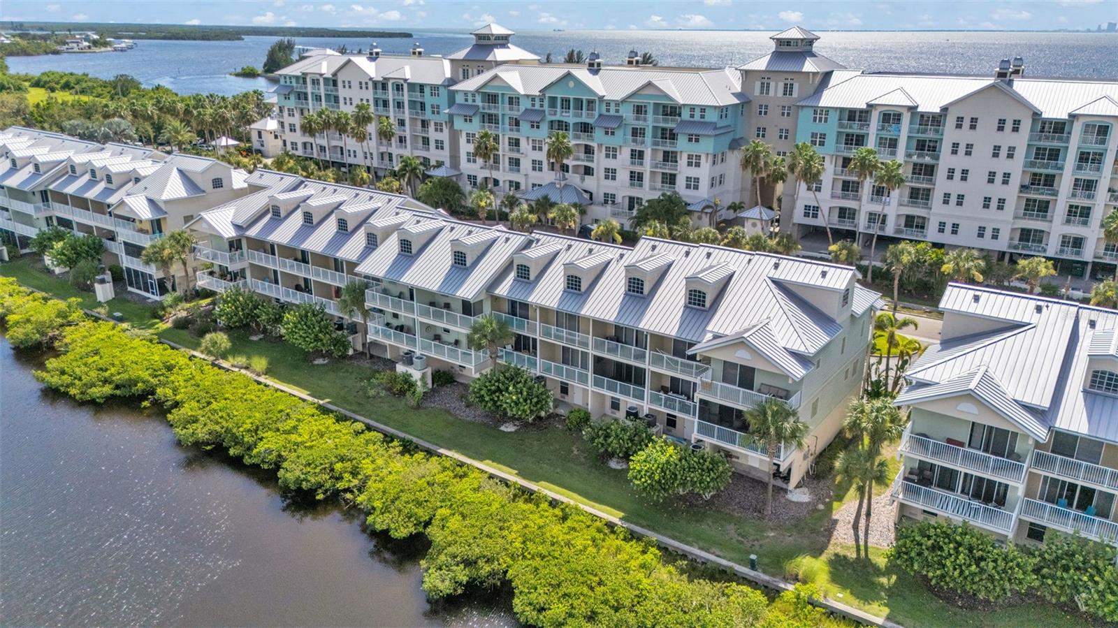 549 BAHIA BEACH BLVD, RUSKIN, FL, 33570