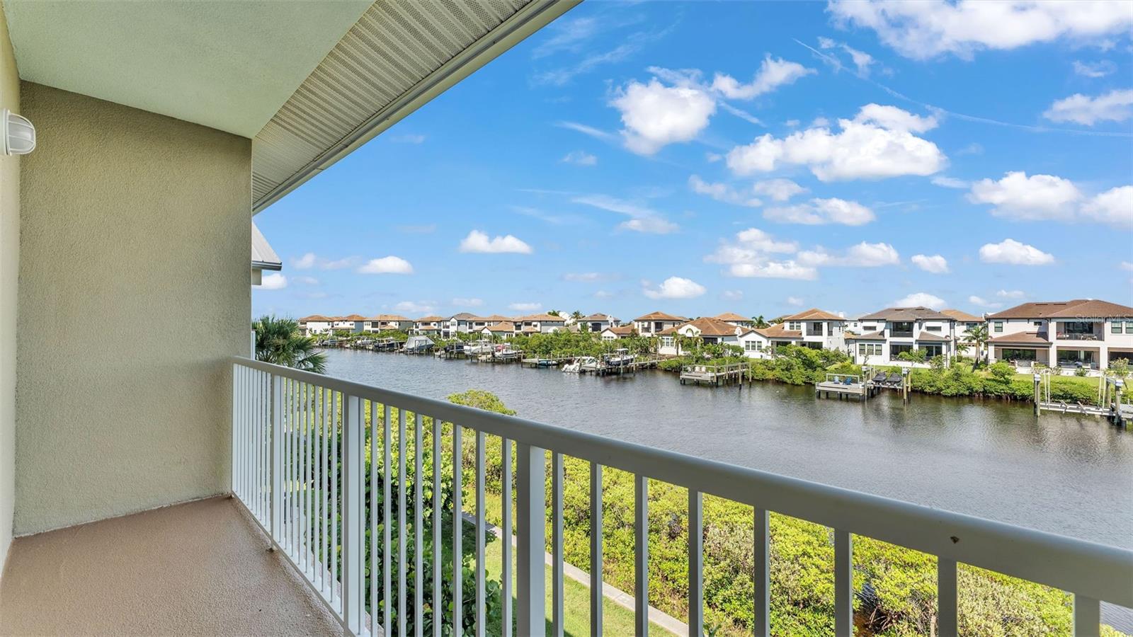 549 BAHIA BEACH BLVD, RUSKIN, FL, 33570