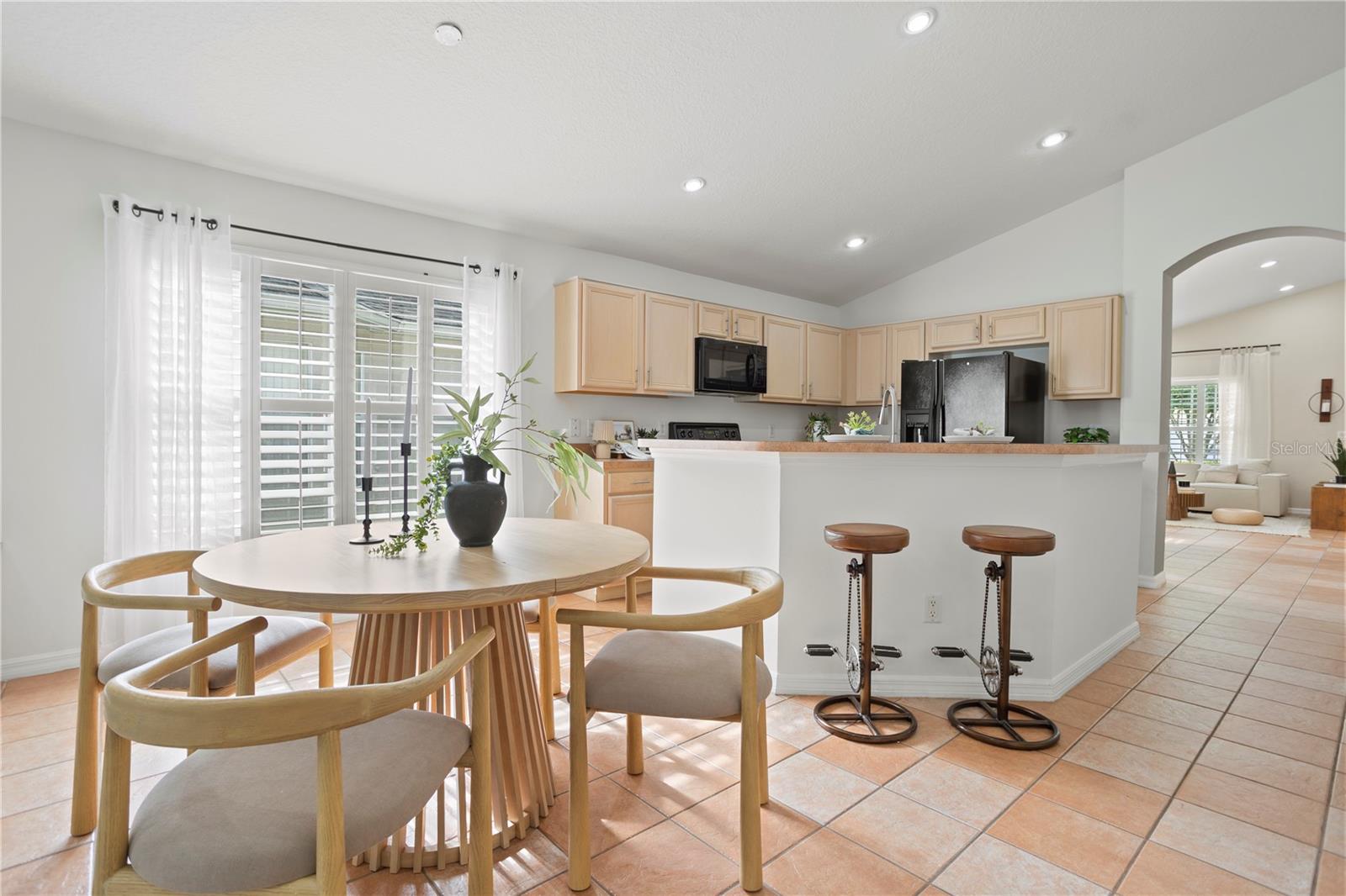 9512 SOUTHERN GARDEN CIR, ALTAMONTE SPRINGS, FL, 32714